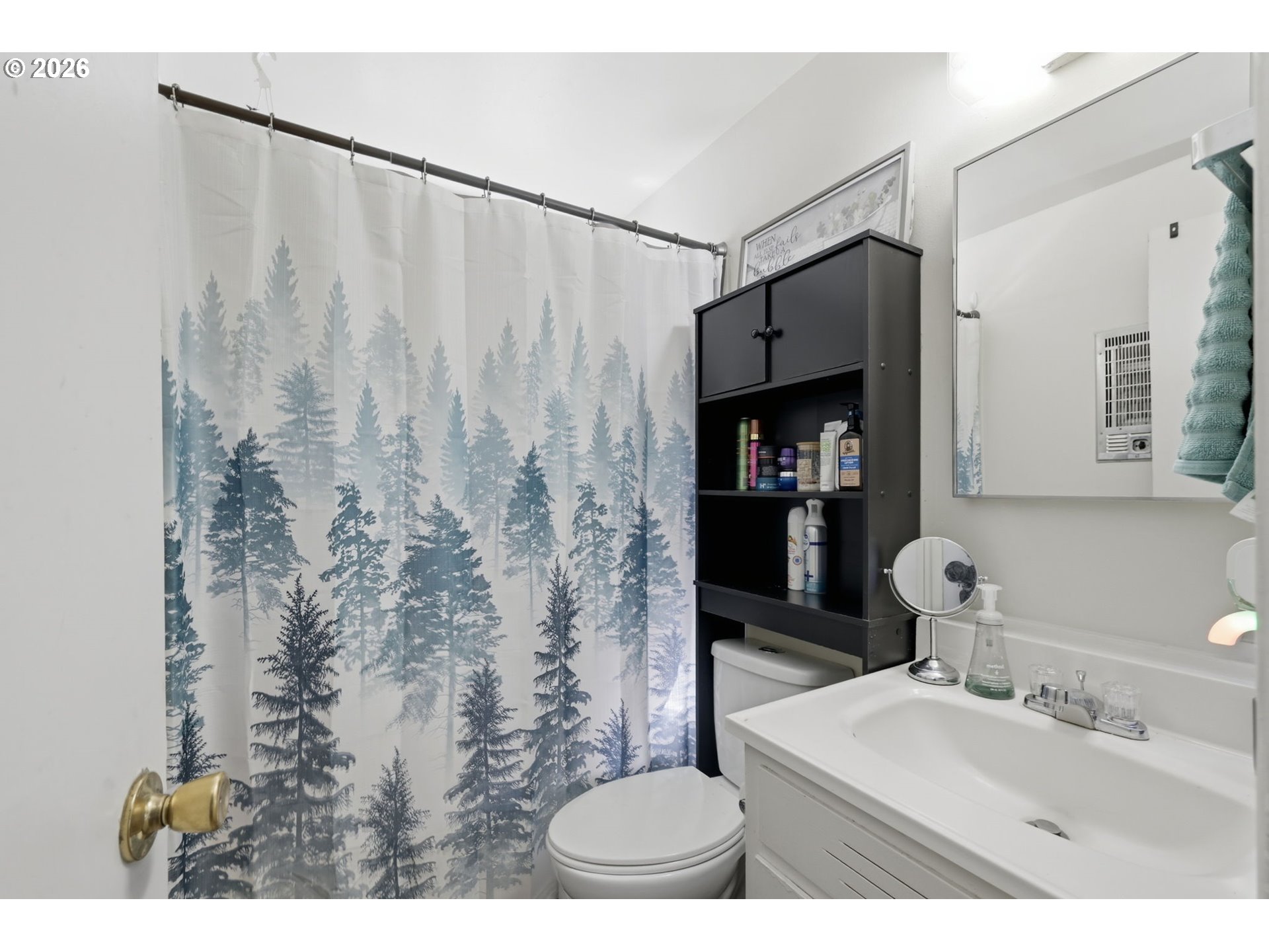 5104 E St Property Photo 38