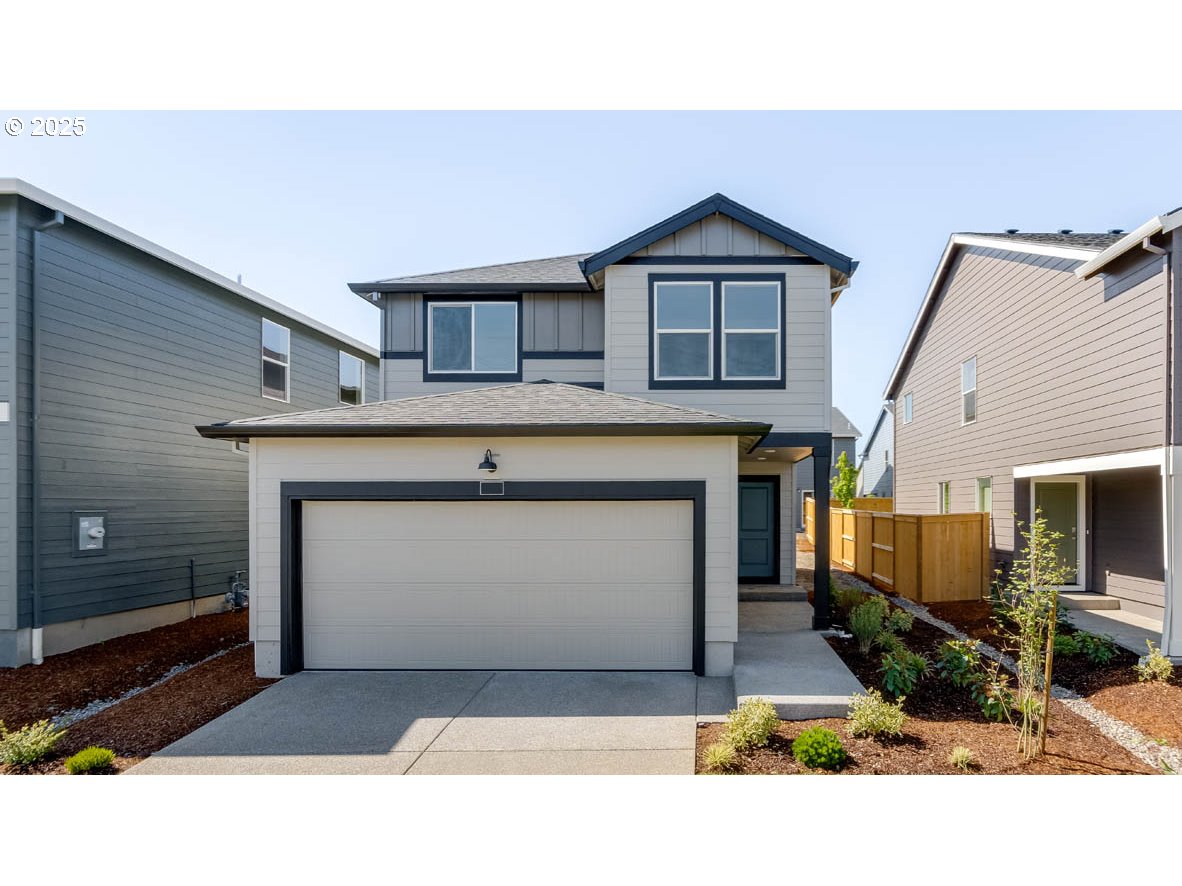 467 Pietro NE Property Photo 1