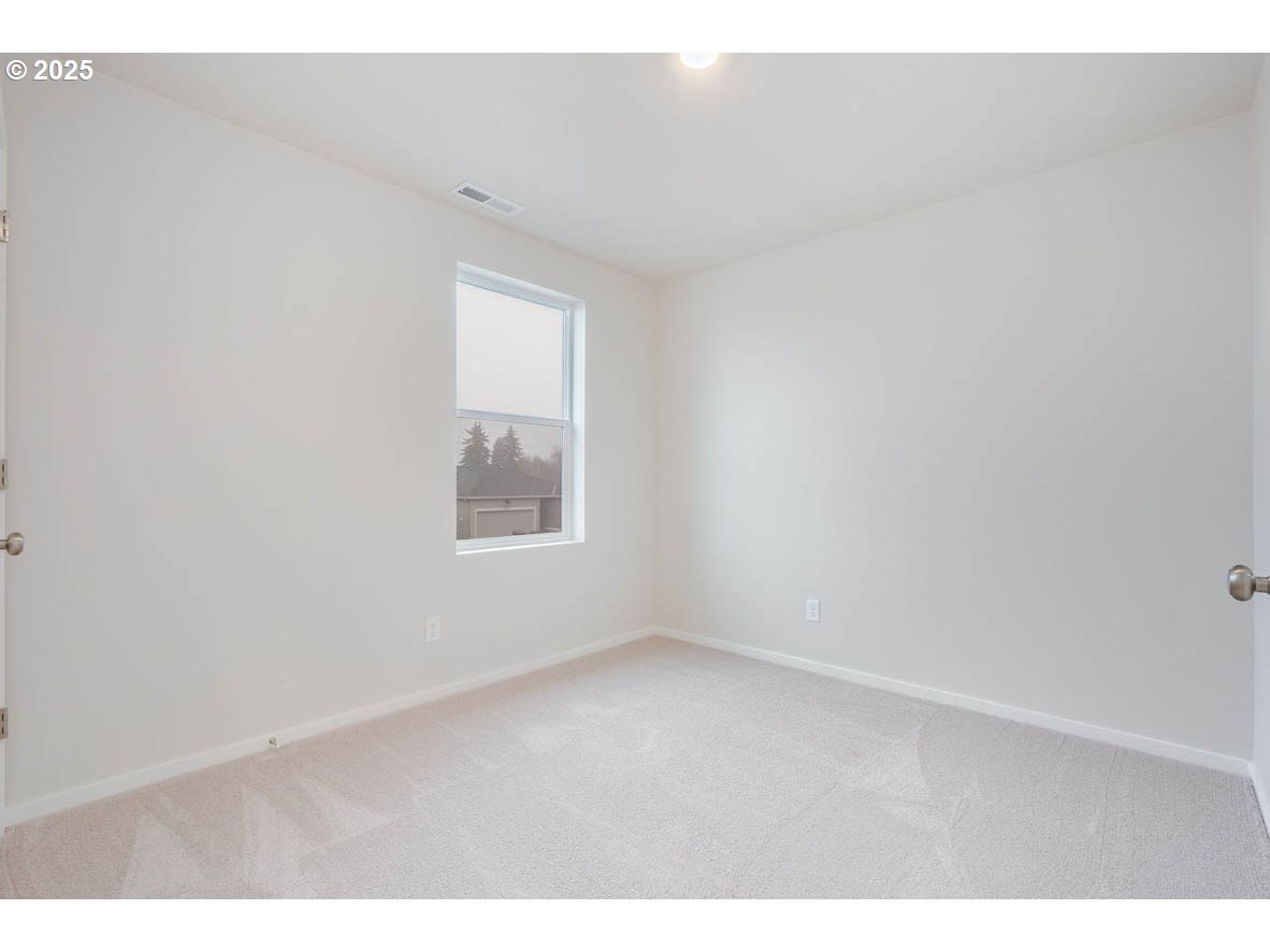 467 Pietro Ne Property Photo 11