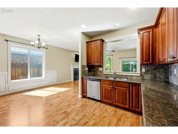 1743 Se Marion St Property Photo 11