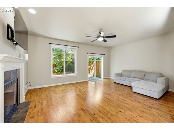 1743 Se Marion St Property Photo 15