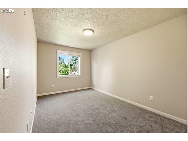 1743 Se Marion St Property Photo 28