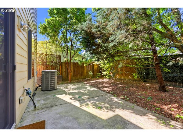 1743 Se Marion St Property Photo 32