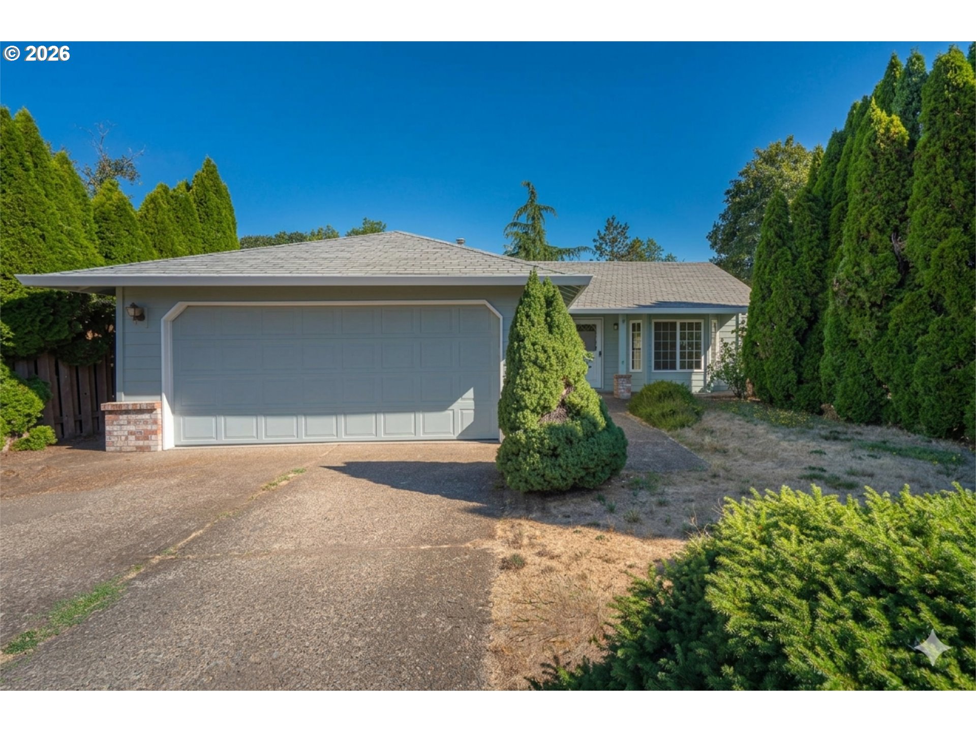 219 E MISSION DR Property Photo 1