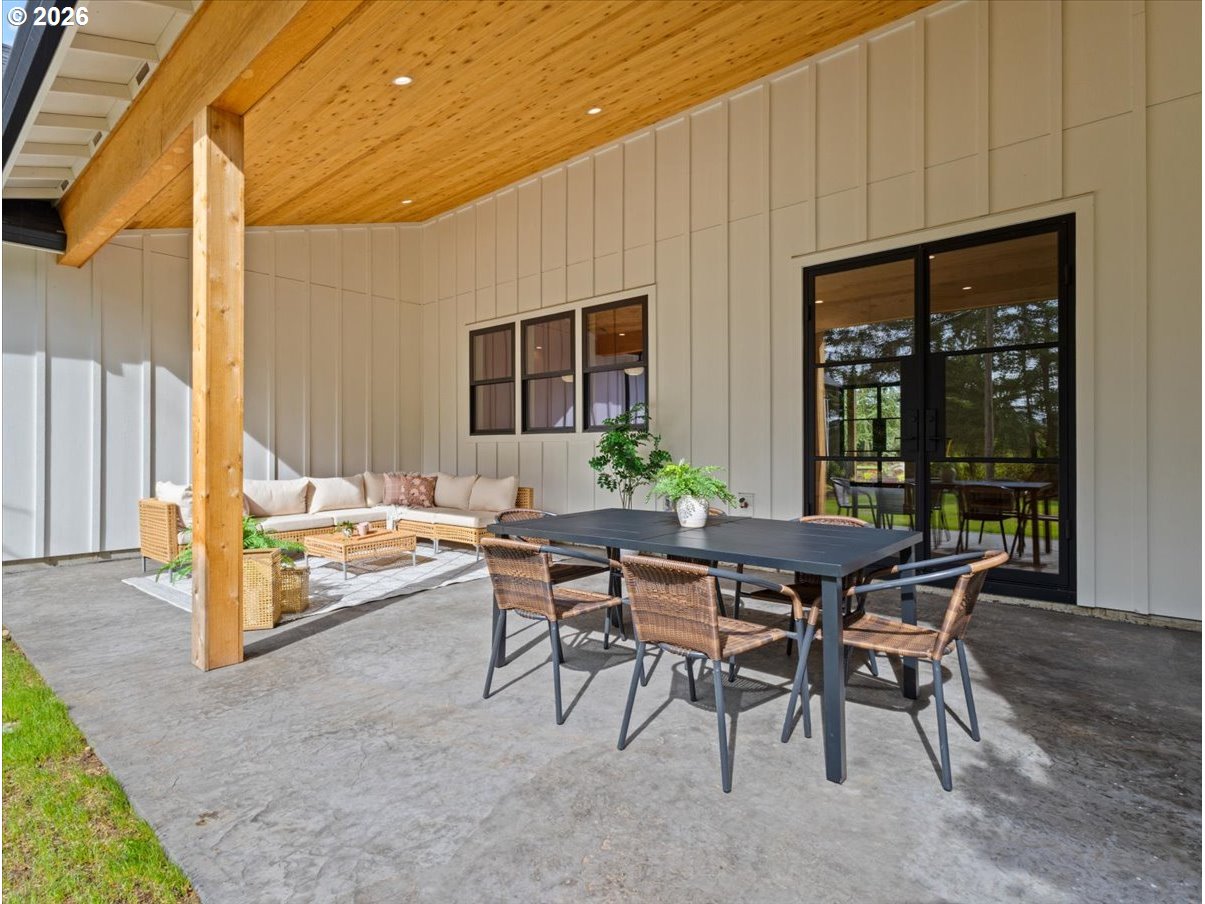 26190 Se Highway 224 Property Photo 32