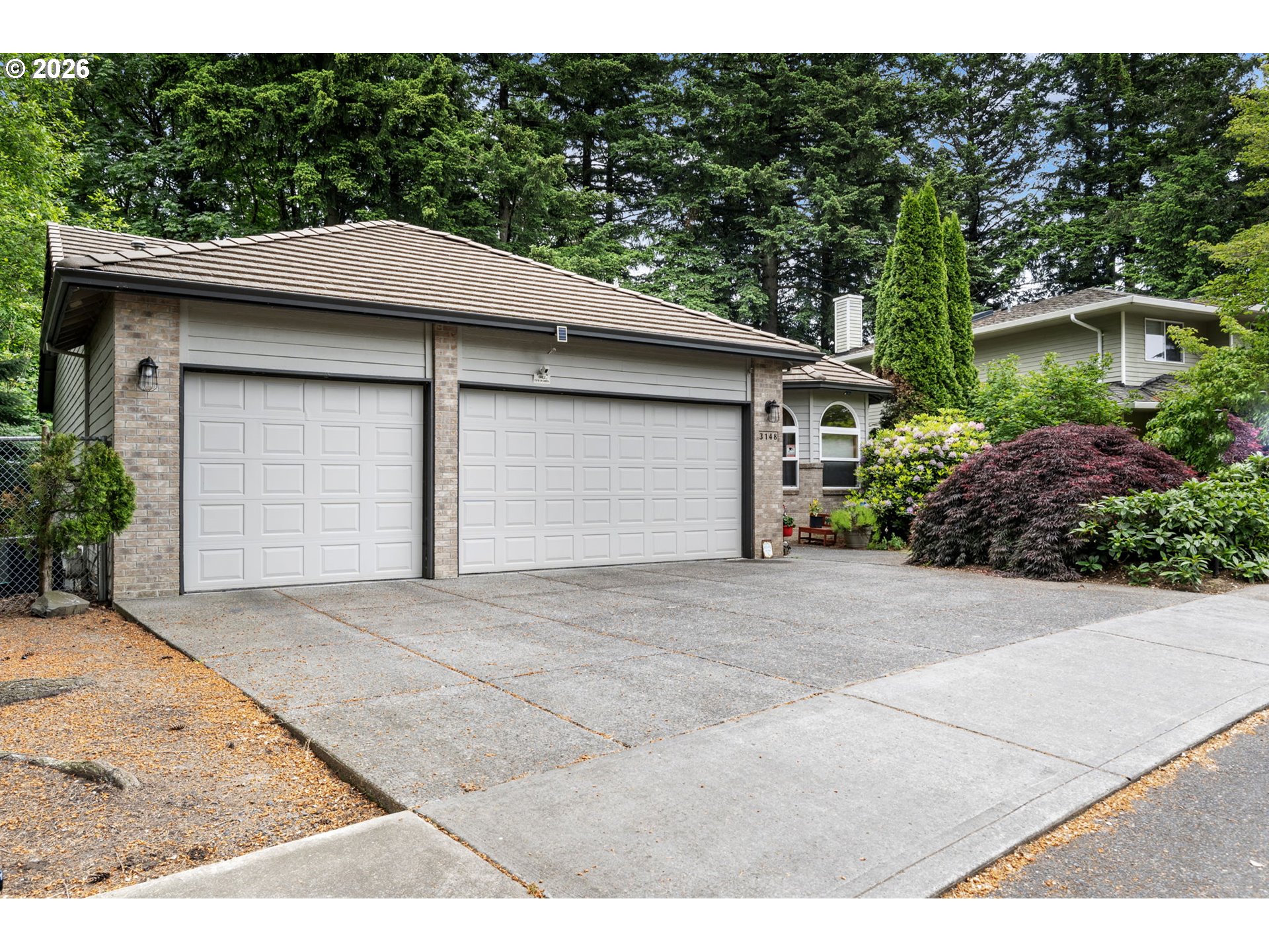3148 Ne Rocky Butte Ln Property Photo 1