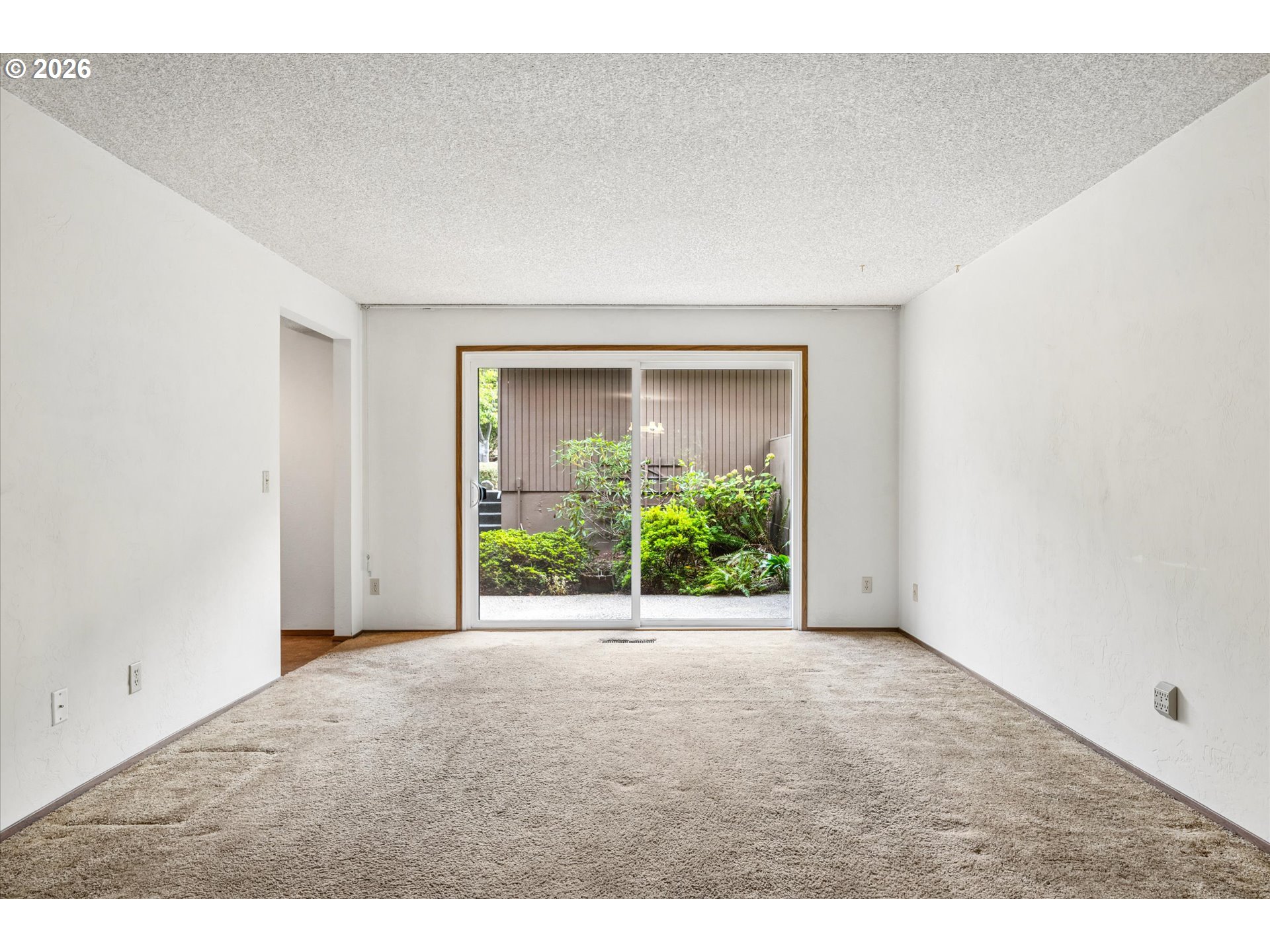 2295 Ridgeway Dr Property Photo 12
