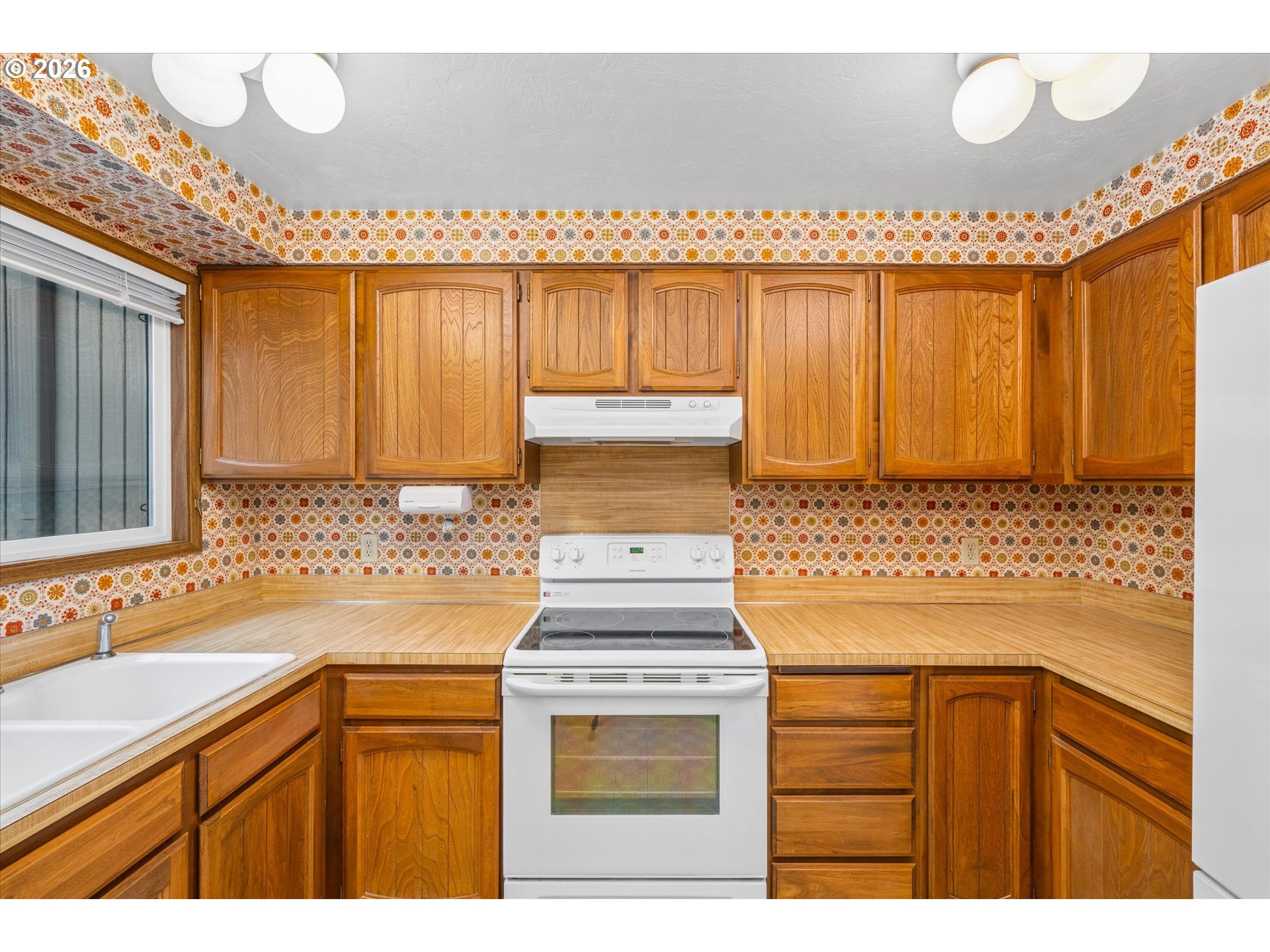 2295 Ridgeway Dr Property Photo 16