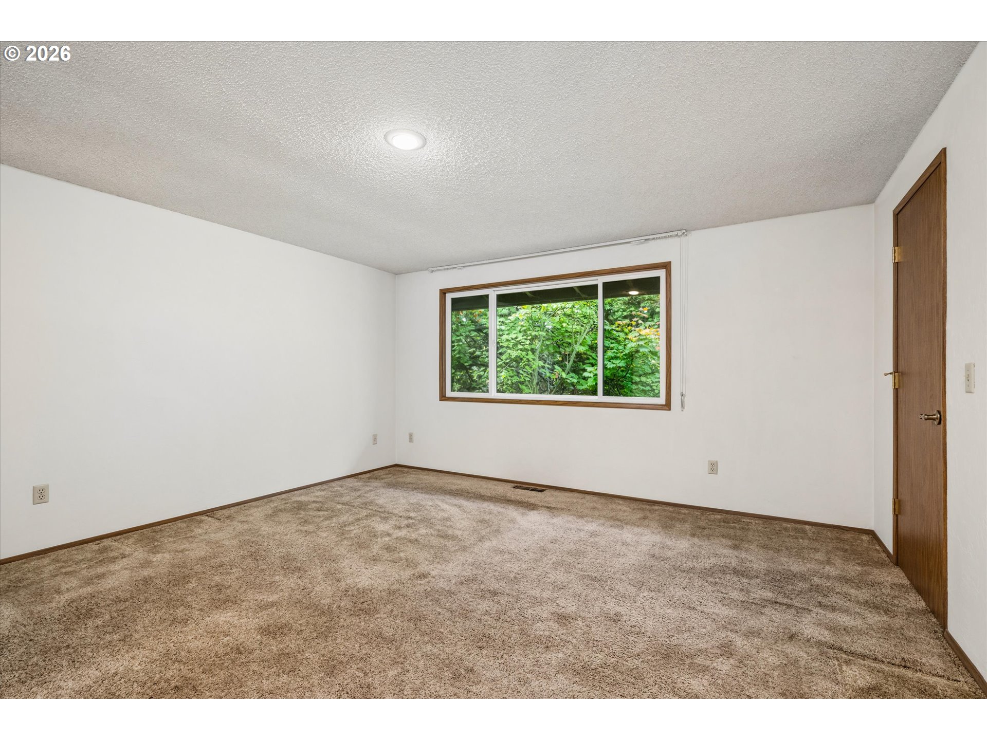 2295 Ridgeway Dr Property Photo 22