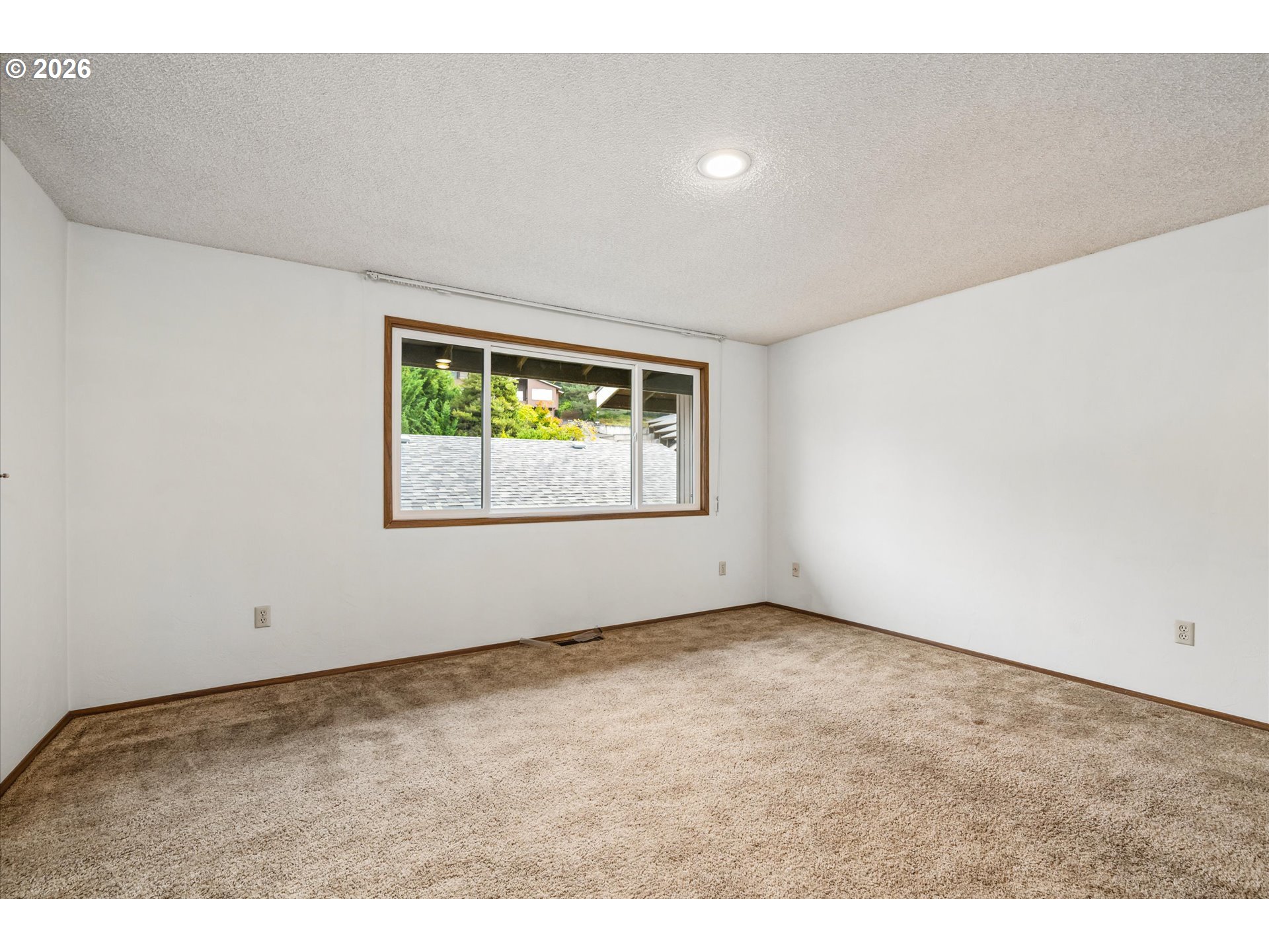 2295 Ridgeway Dr Property Photo 26