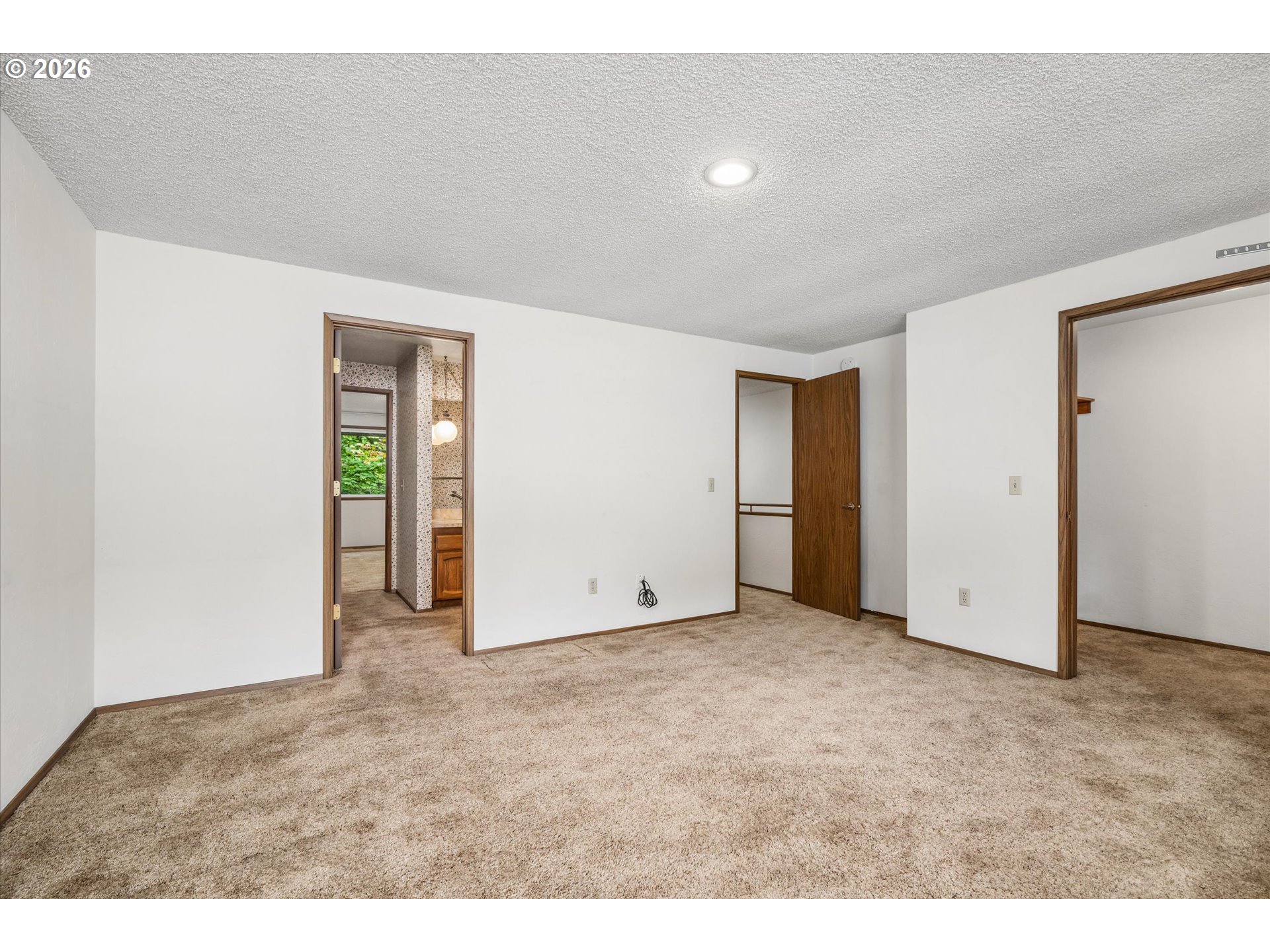 2295 Ridgeway Dr Property Photo 28
