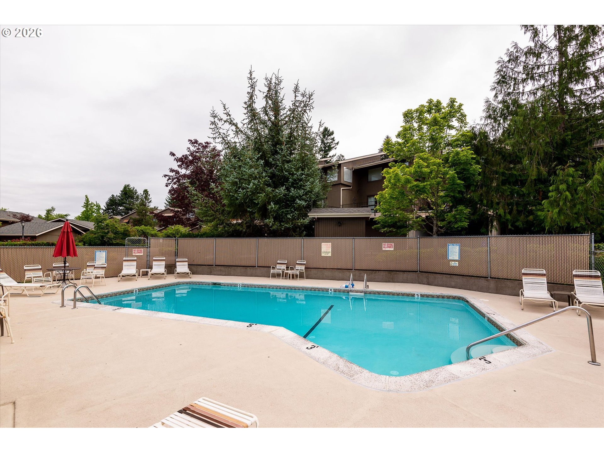 2295 Ridgeway Dr Property Photo 35