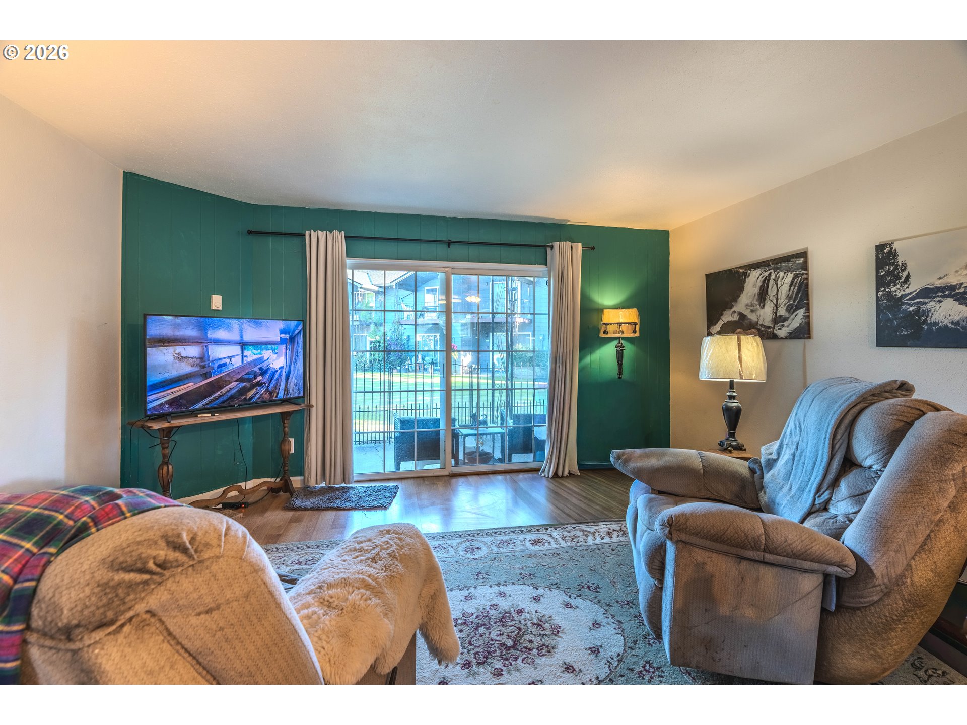 1802 Ne Hogan Dr Property Photo 17