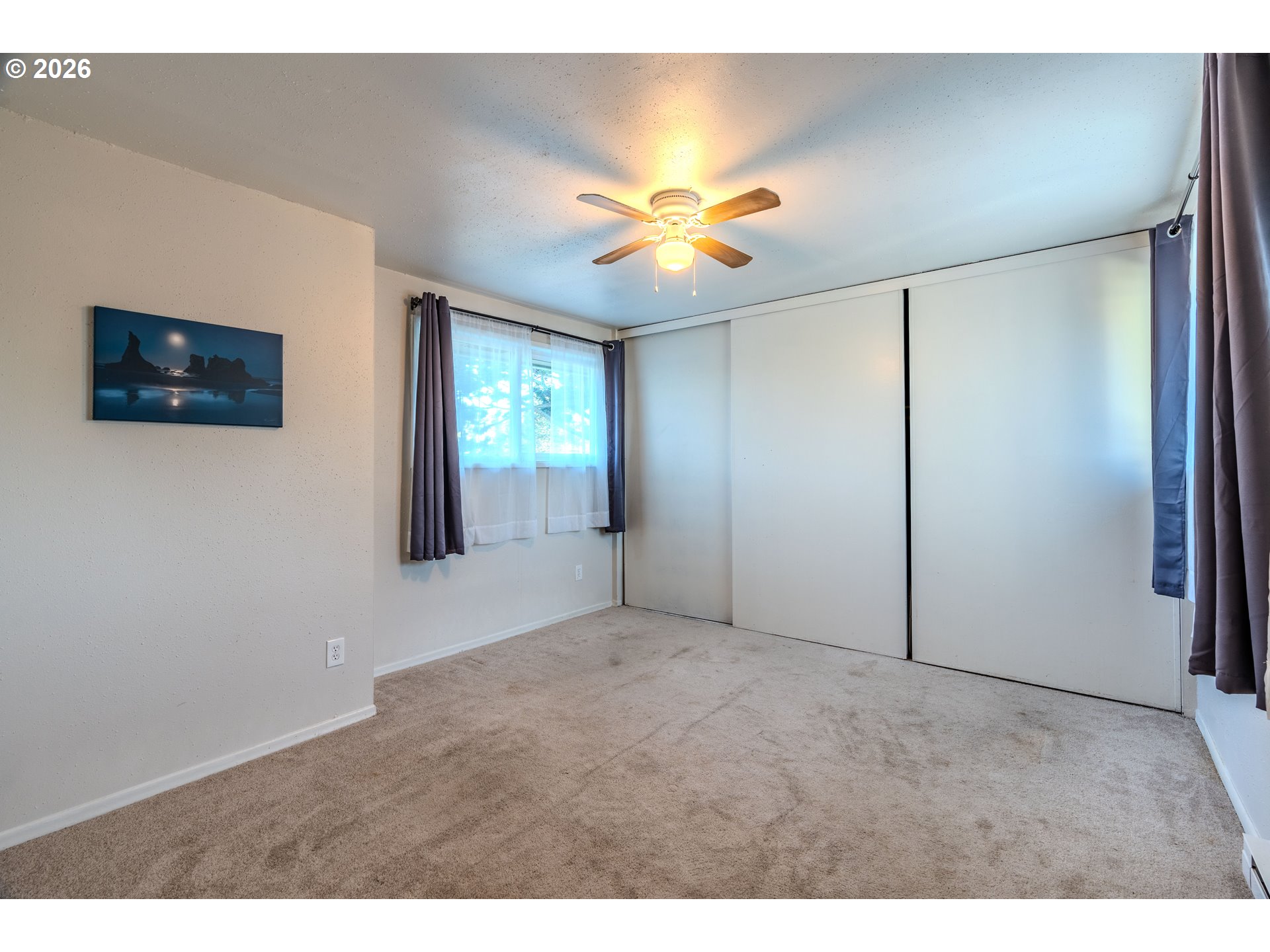 1802 Ne Hogan Dr Property Photo 27