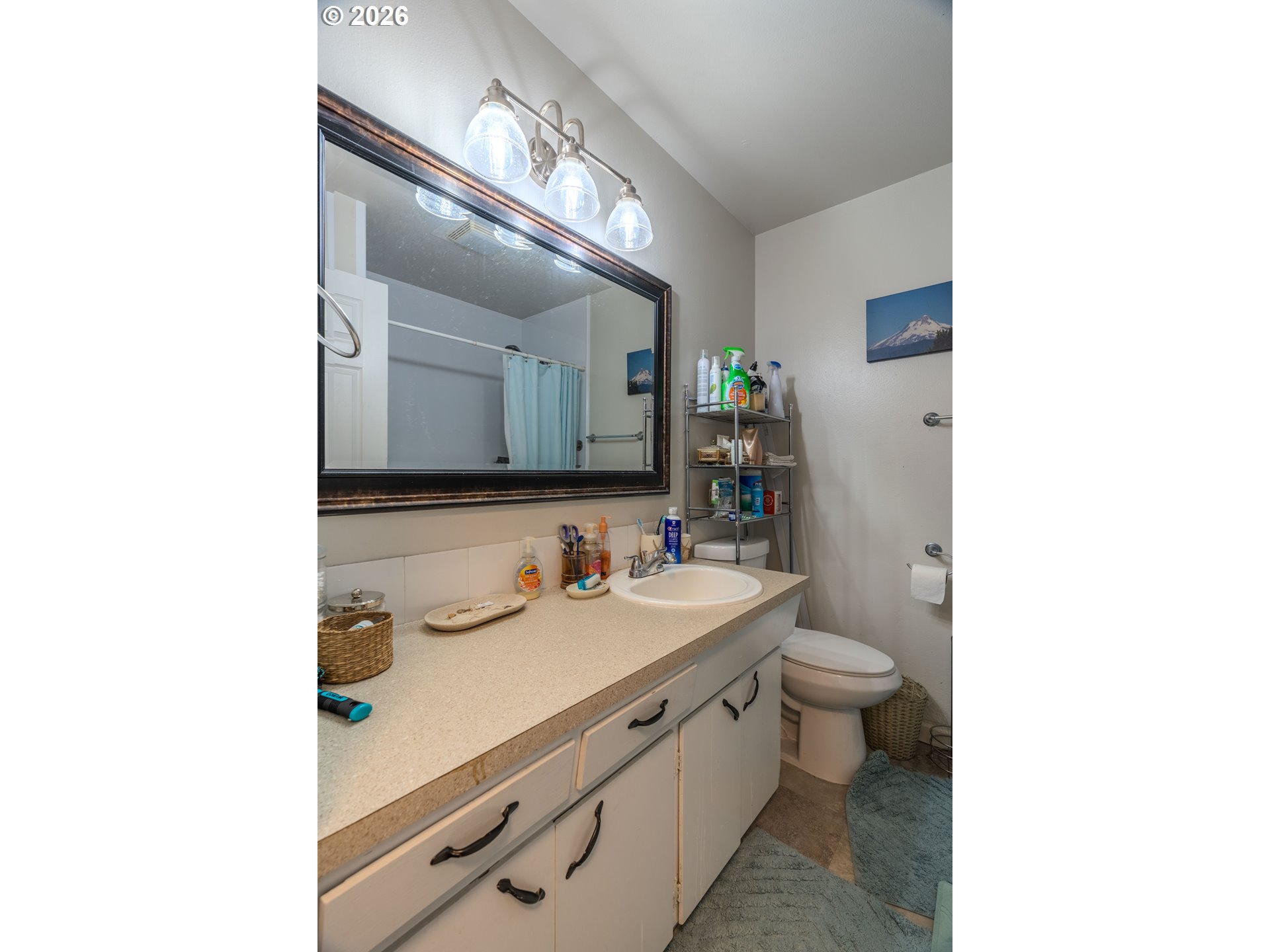 1802 Ne Hogan Dr Property Photo 36