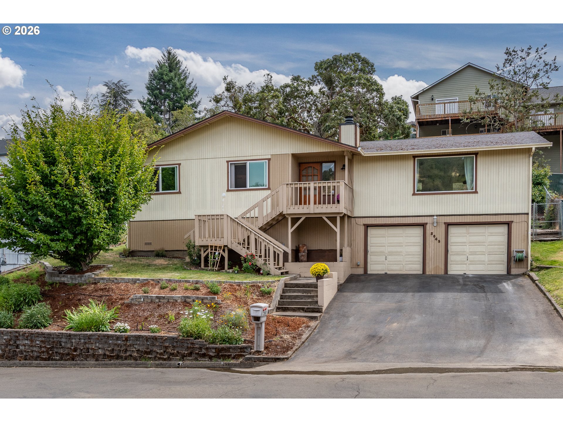 2045 Nw Sunberry Dr Property Photo 1