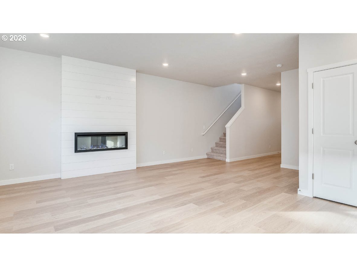 2640 Se Landau Property Photo 4