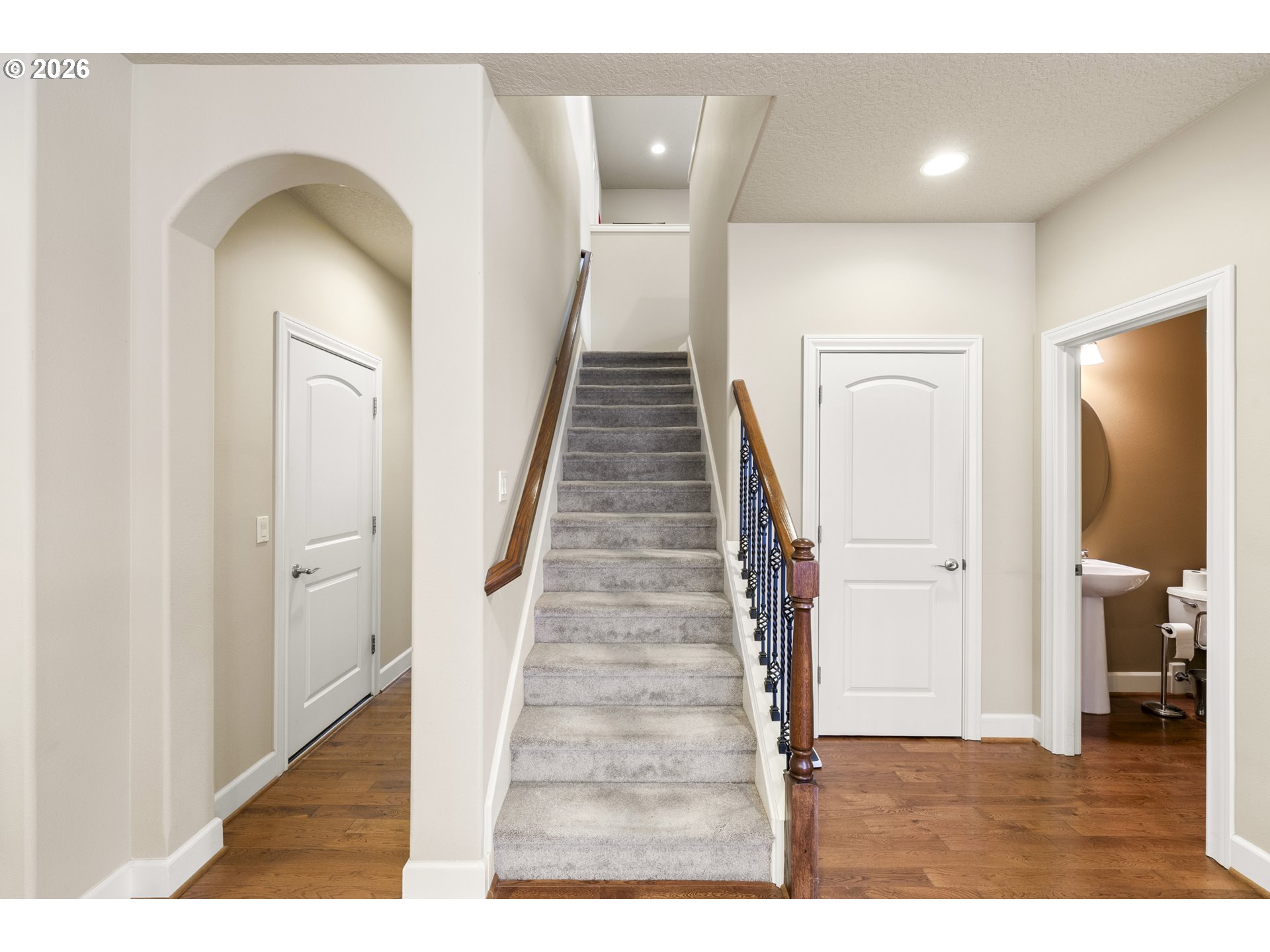 641 Troon Ave Property Photo 28
