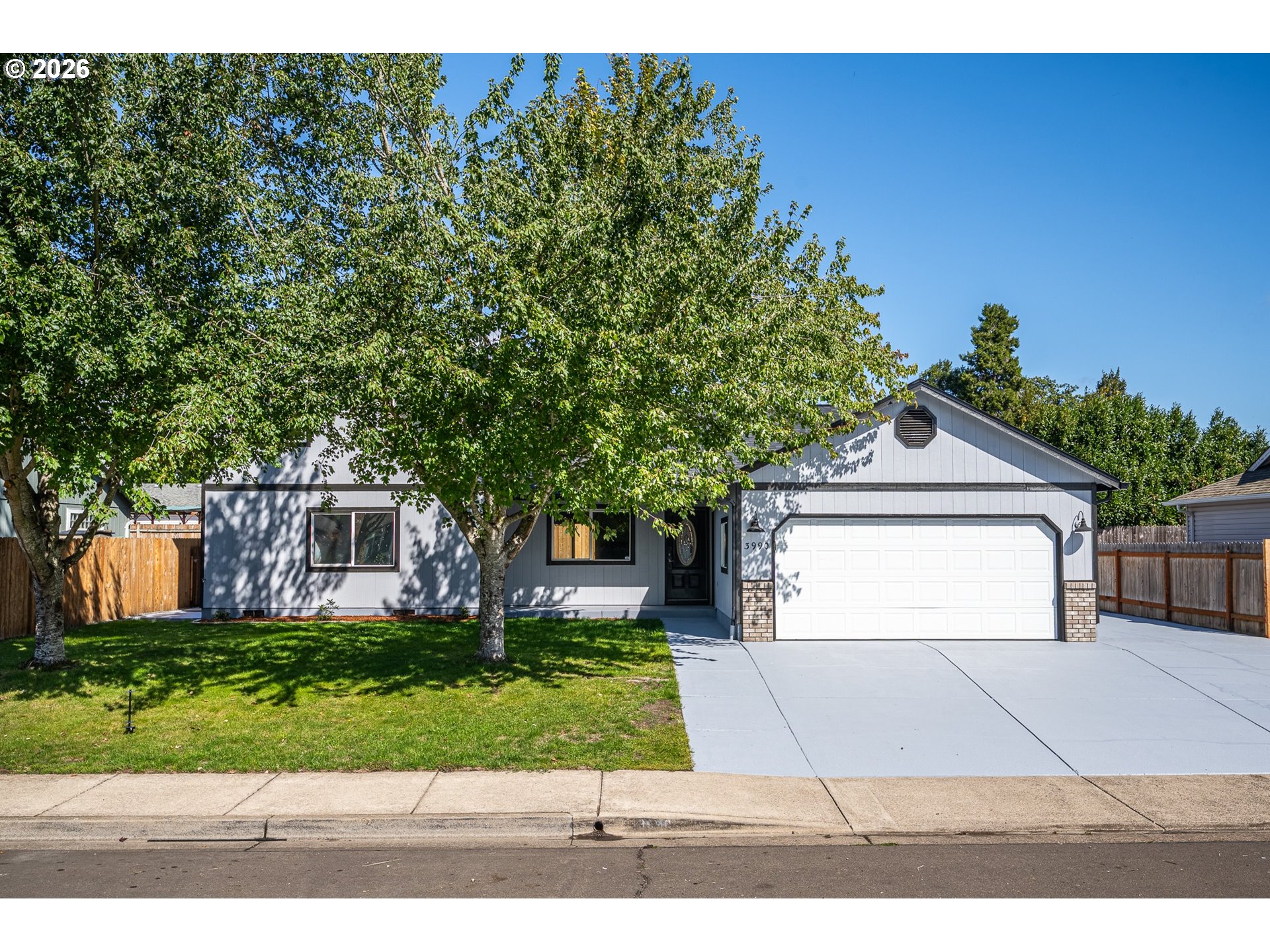 3990 DOUGLAS DR Property Photo 1
