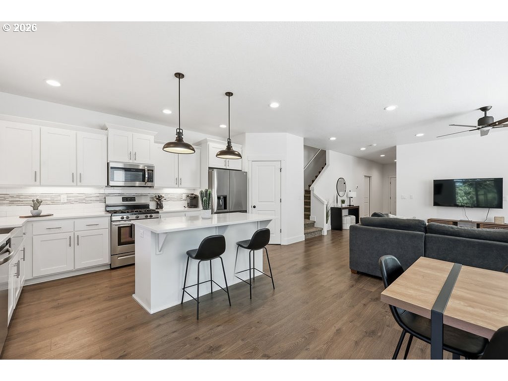 2574 Brackenfern Rd Property Photo 17