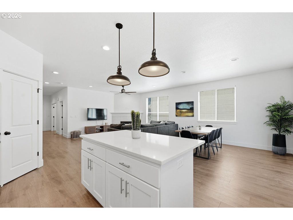 2574 Brackenfern Rd Property Photo 18