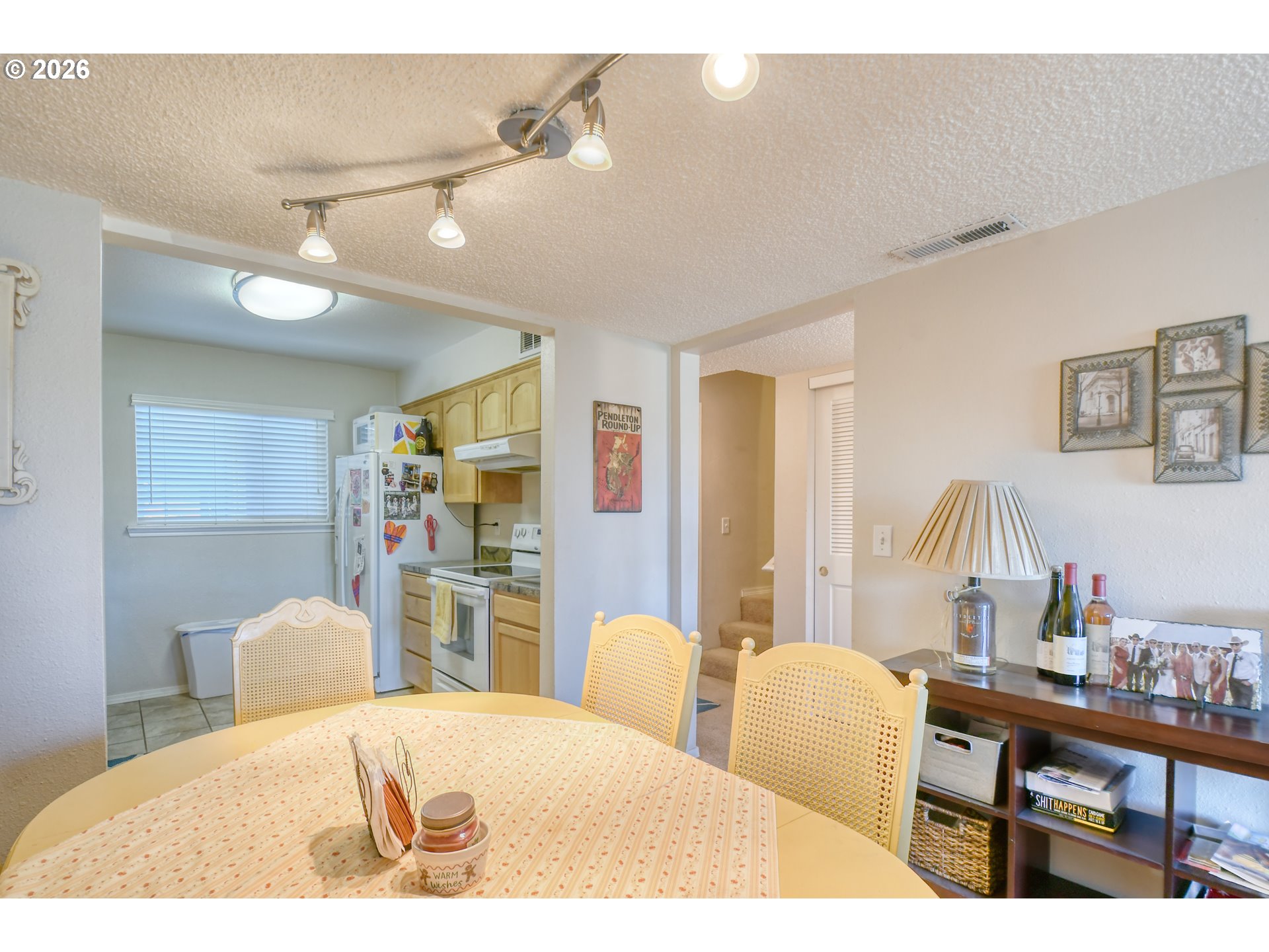 1900 Nw Carden Ave 2 Property Photo 8