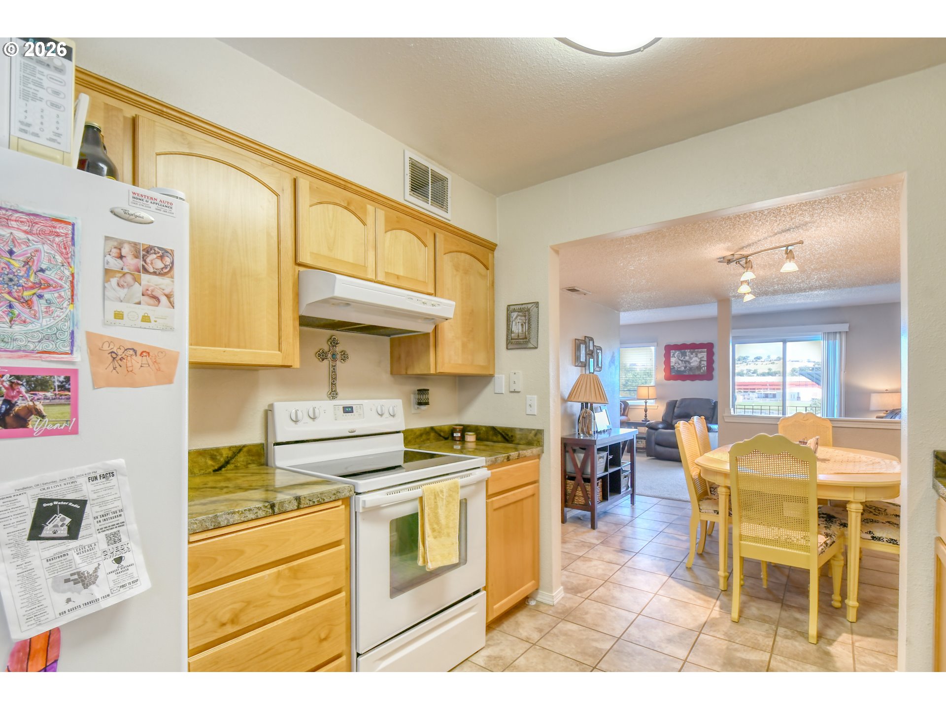 1900 Nw Carden Ave 2 Property Photo 11