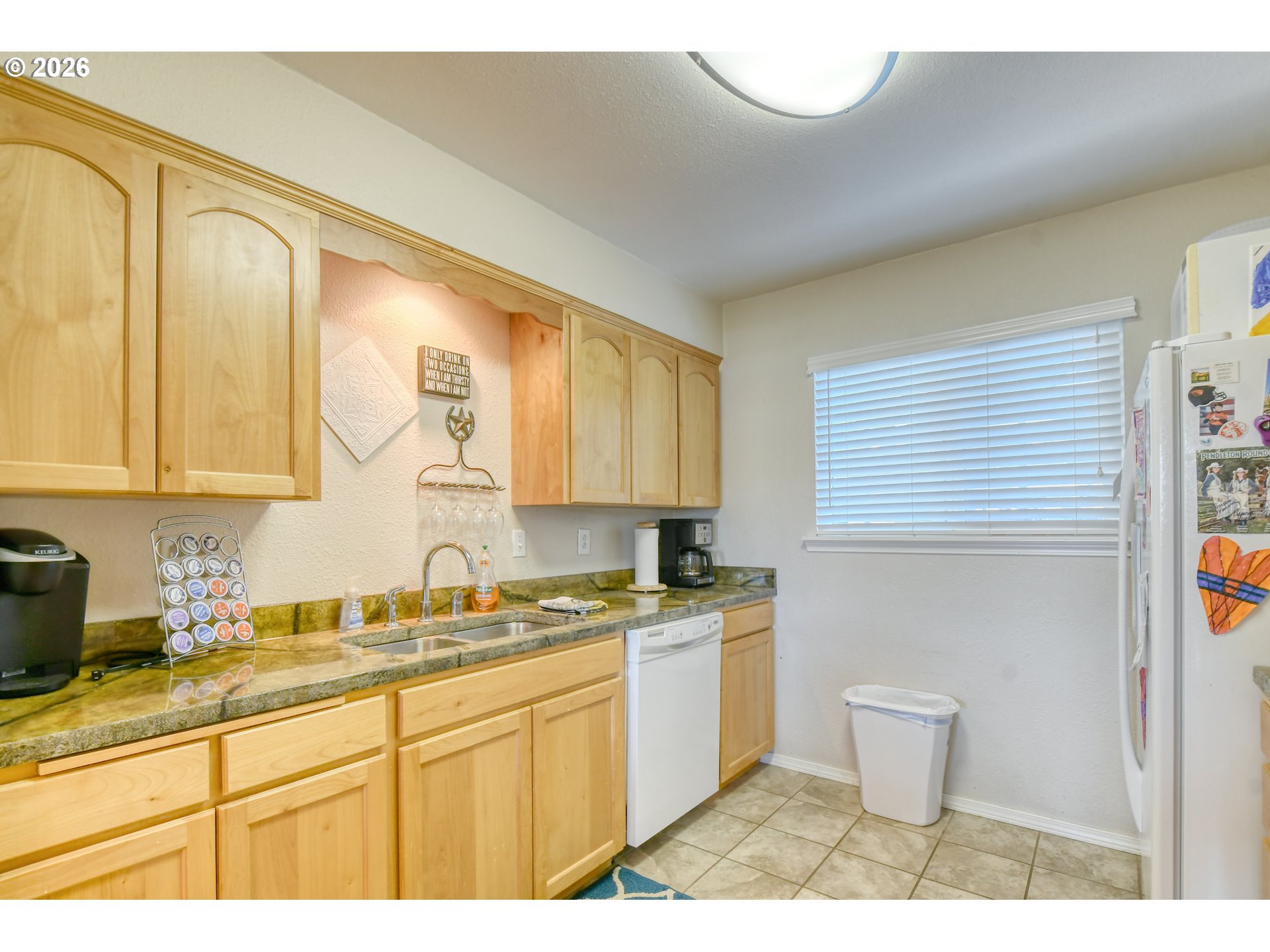1900 Nw Carden Ave 2 Property Photo 12