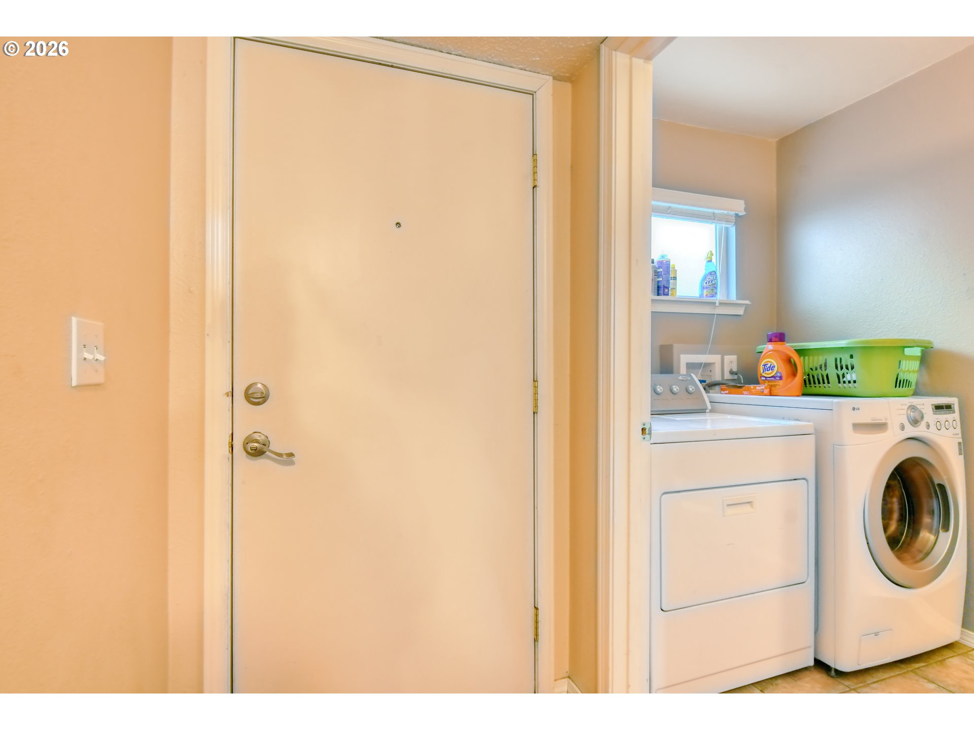 1900 Nw Carden Ave 2 Property Photo 26