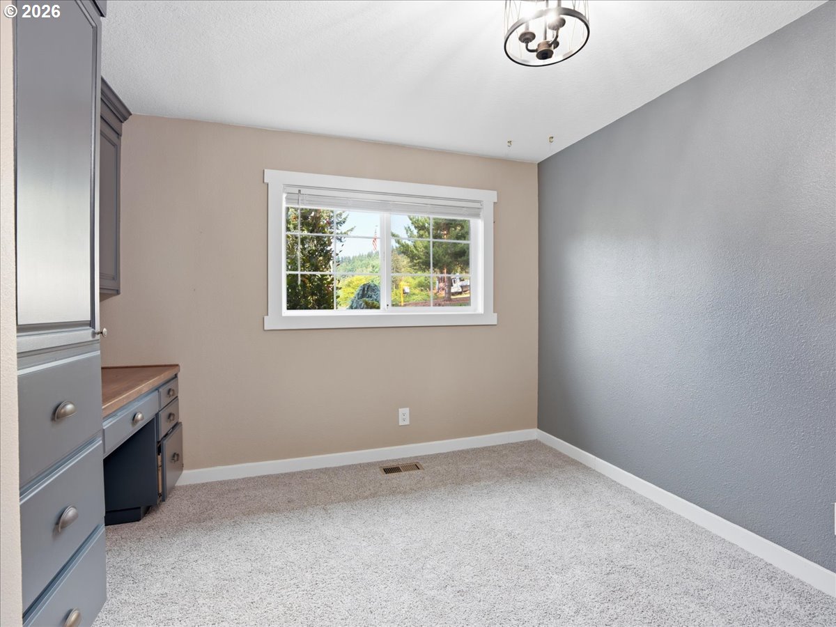 15045 Quall Rd Property Photo 31