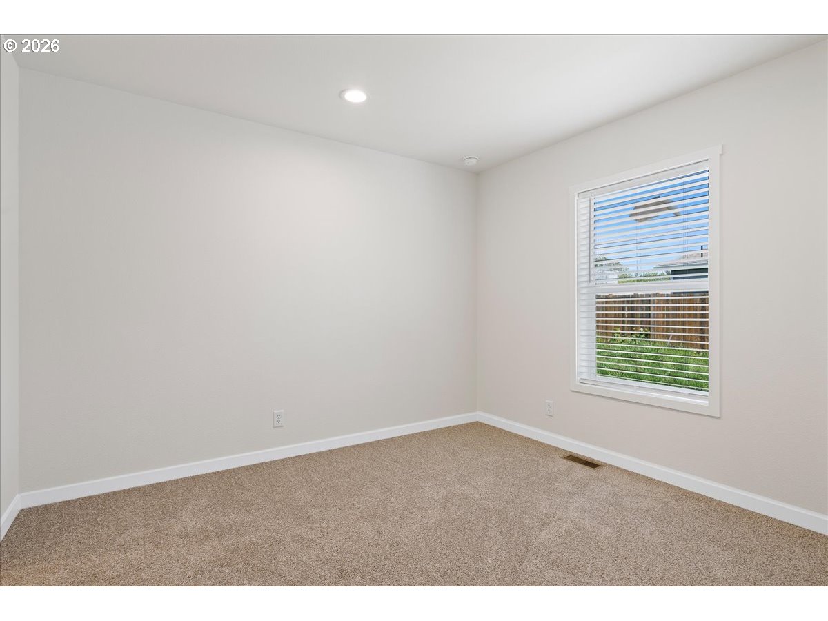 40000 Stayton Scio Loop 14 Property Photo 17
