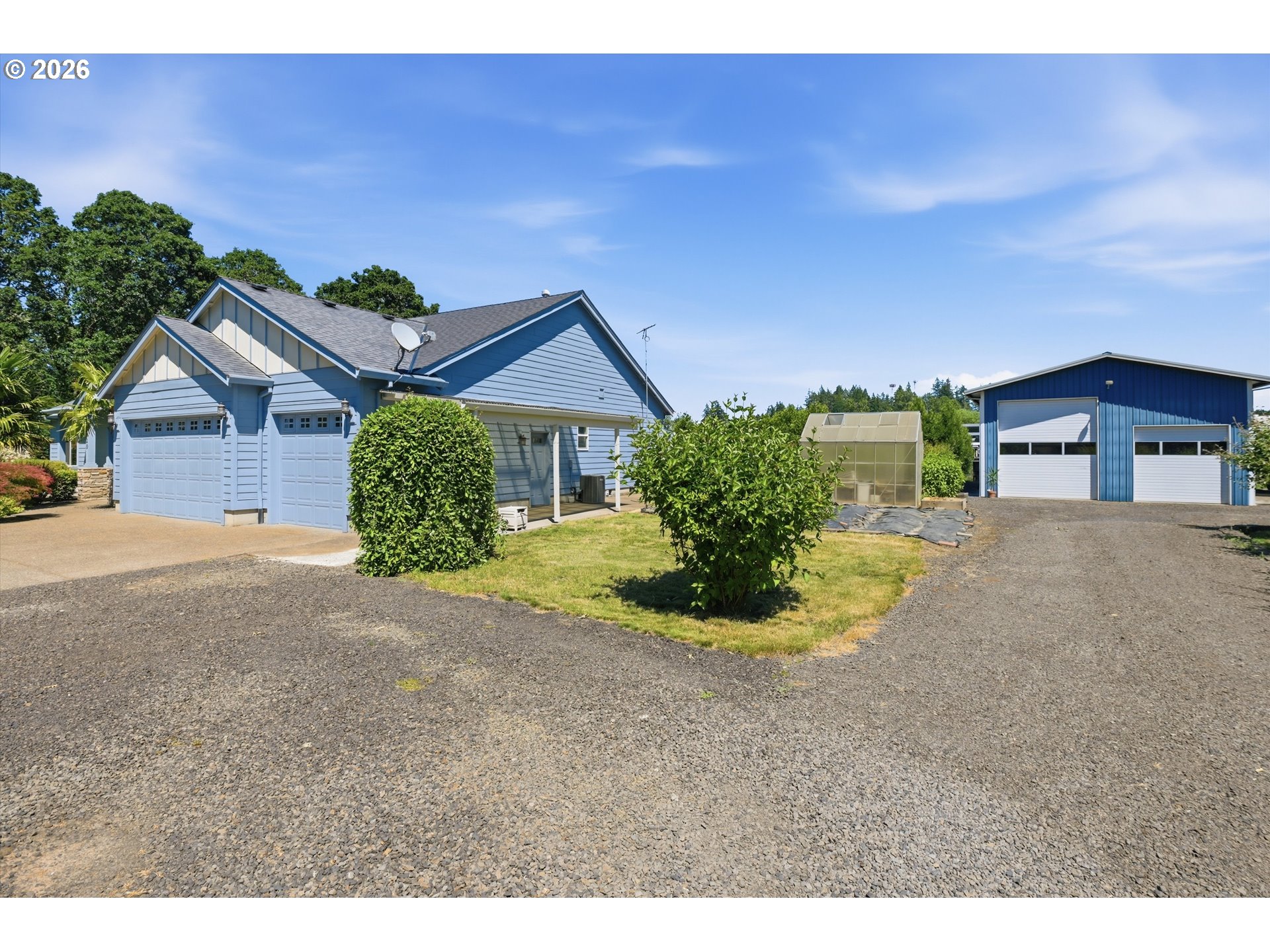 23420 Ne Hyland Dr Property Photo 2