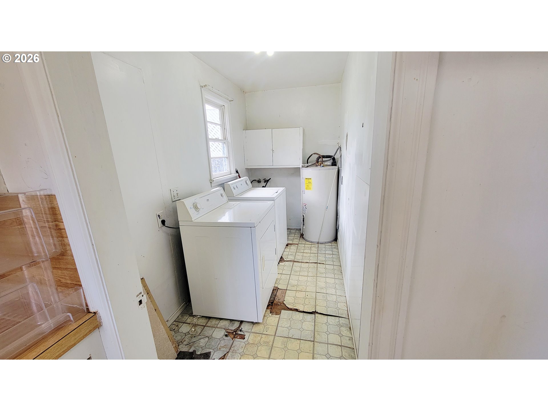 168 Ne Broadway St Property Photo 7