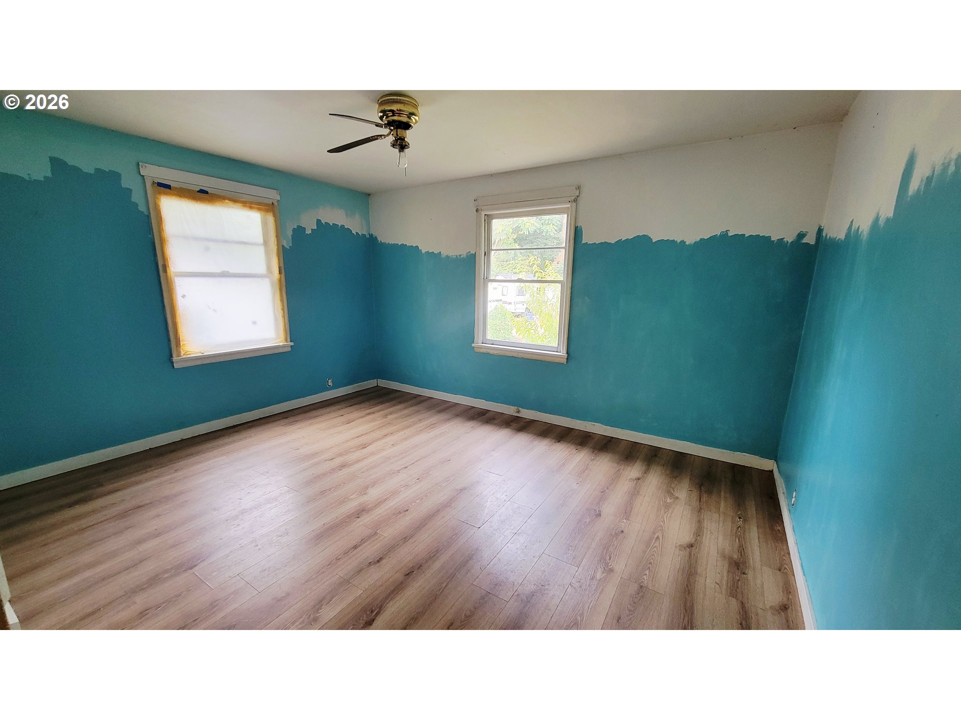 168 Ne Broadway St Property Photo 9