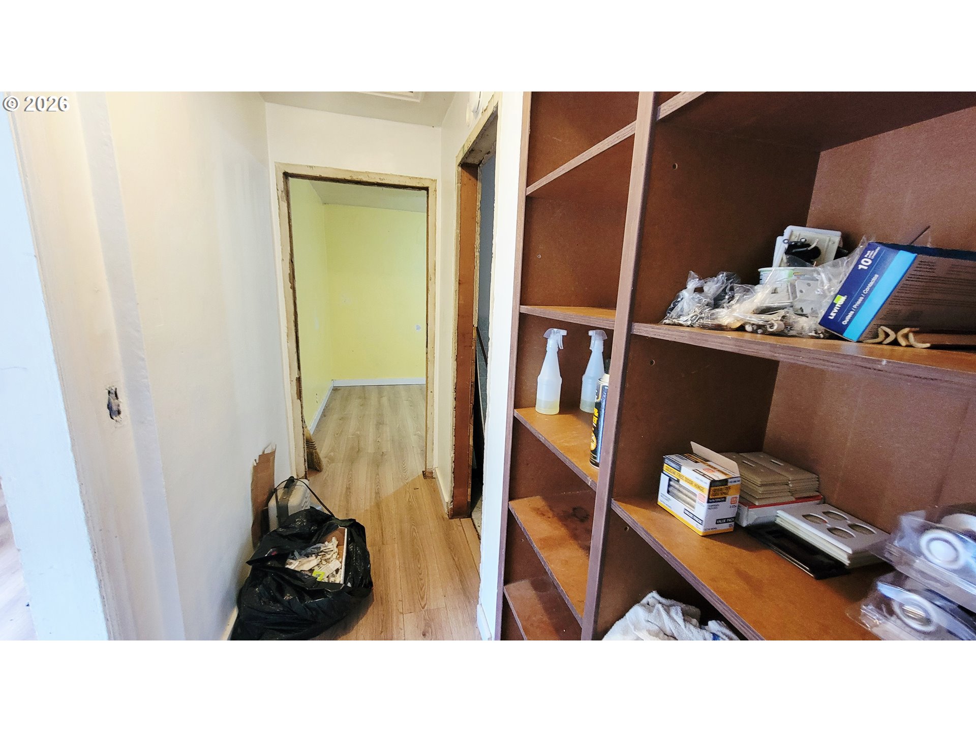 168 Ne Broadway St Property Photo 12