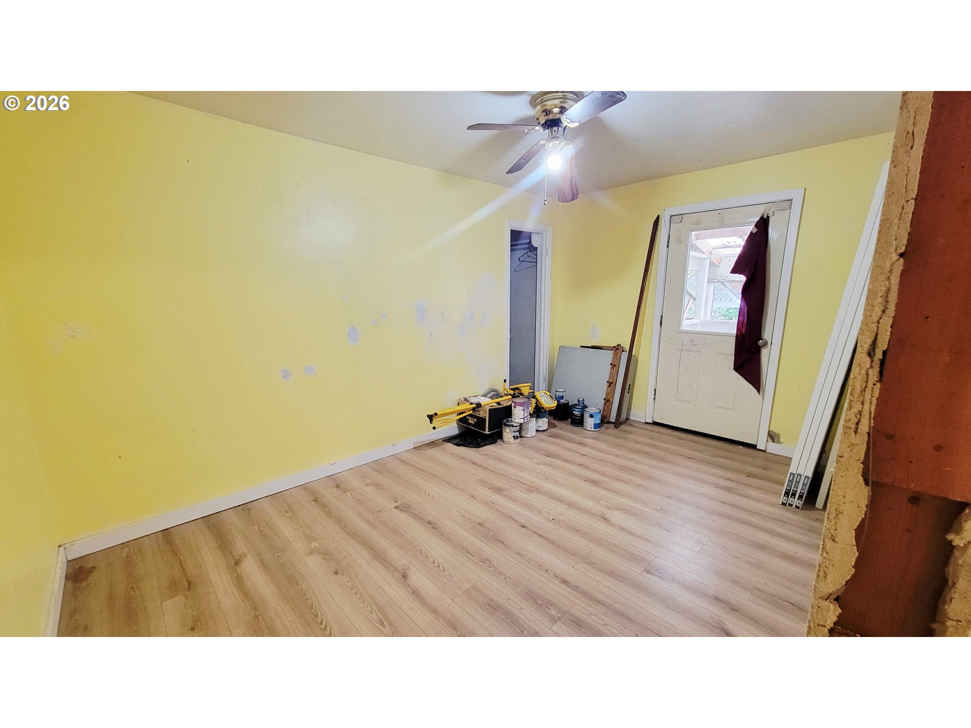 168 Ne Broadway St Property Photo 15
