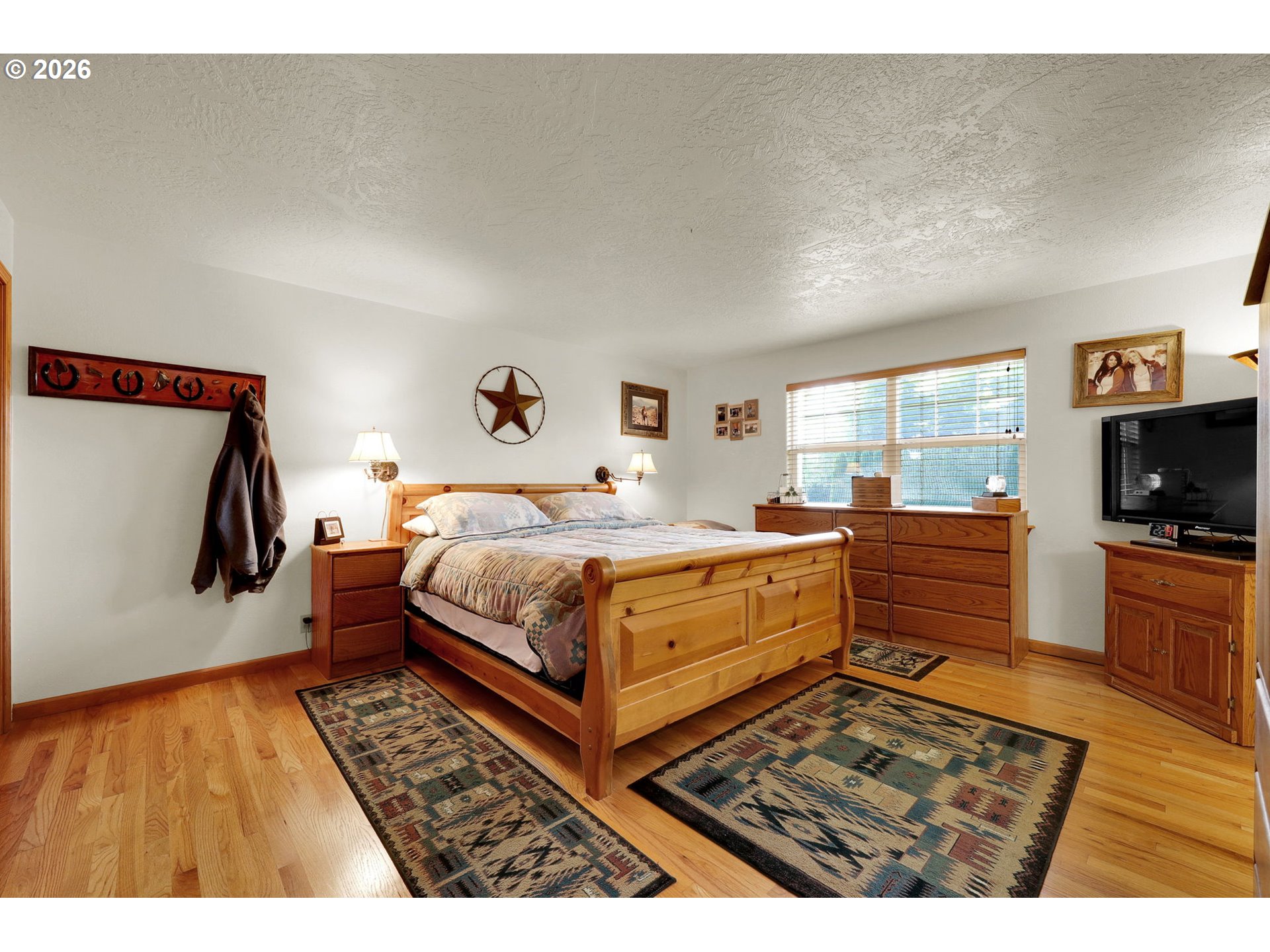 37410 Hills Creek Rd Property Photo 12