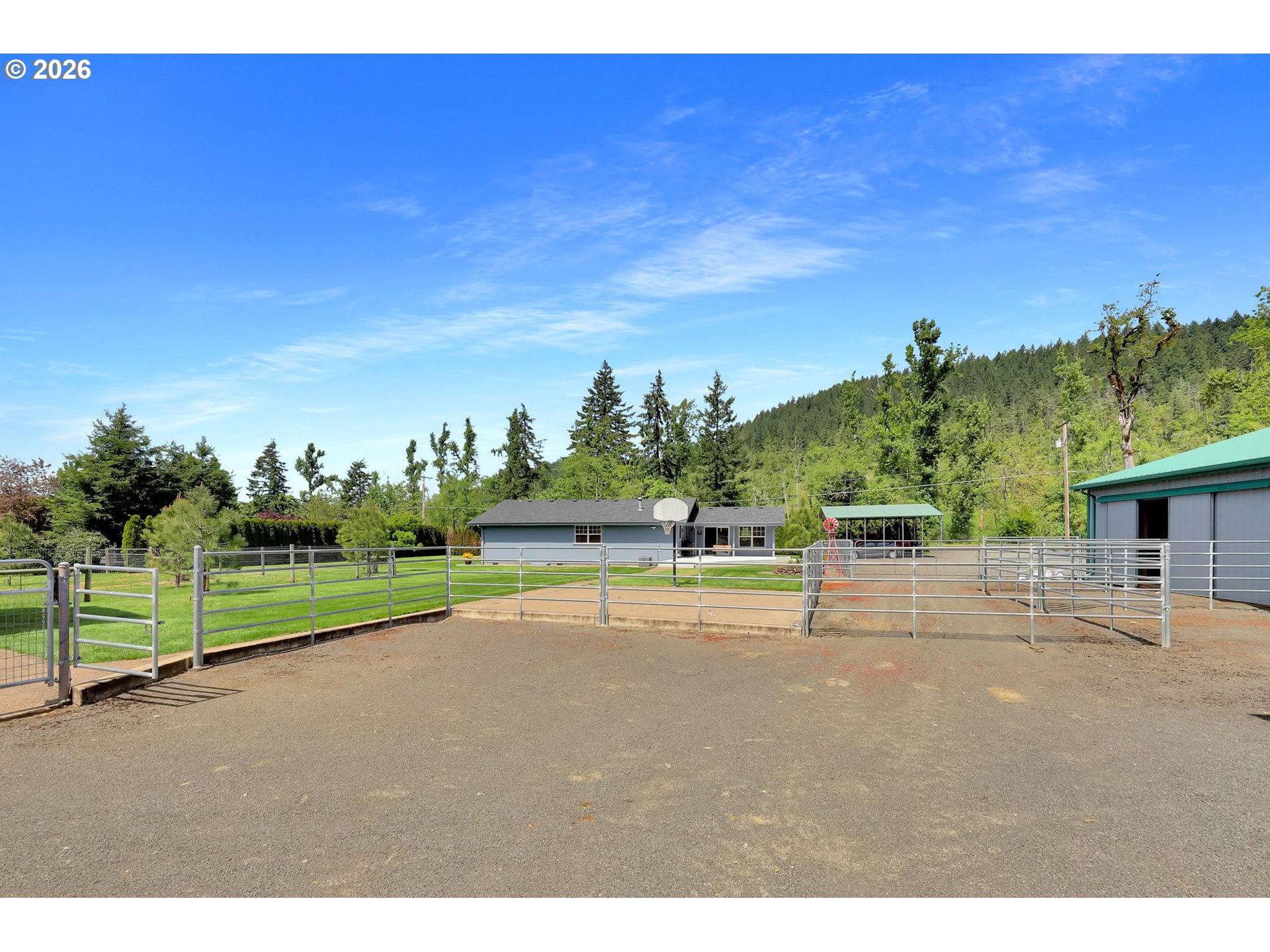 37410 Hills Creek Rd Property Photo 23
