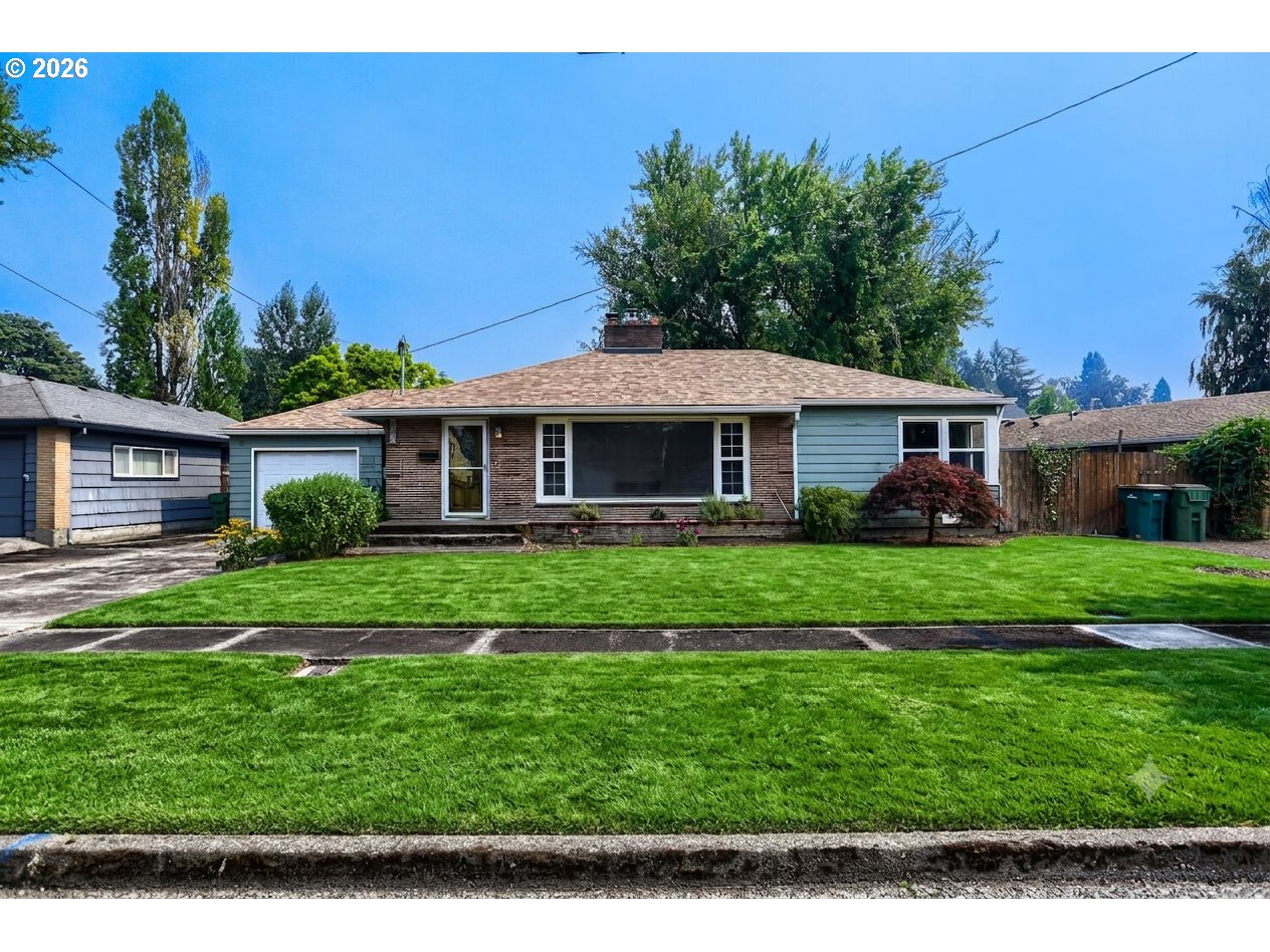 640 N MORTON ST Property Photo 1