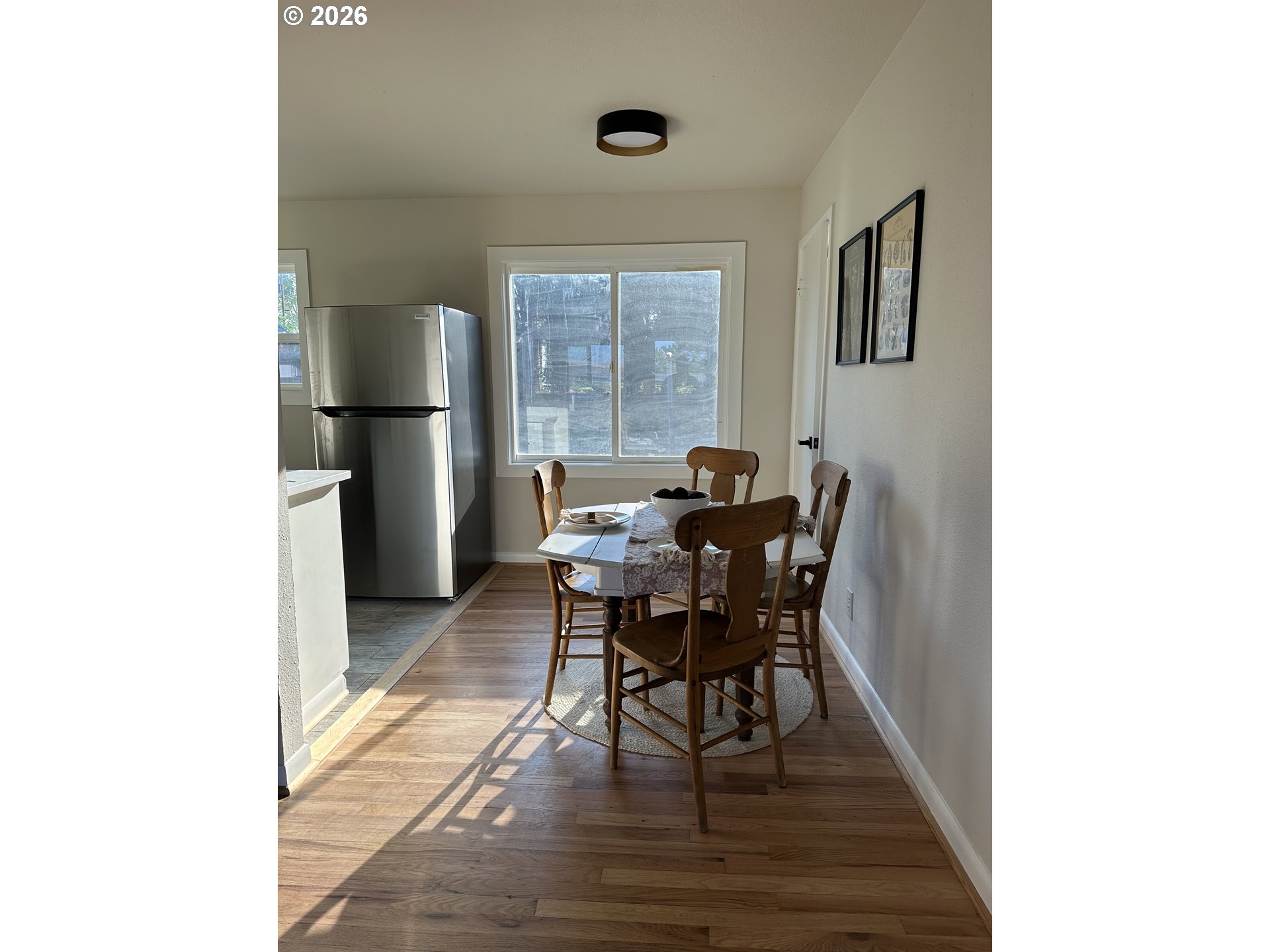 889 Sw Birch St Property Photo 13