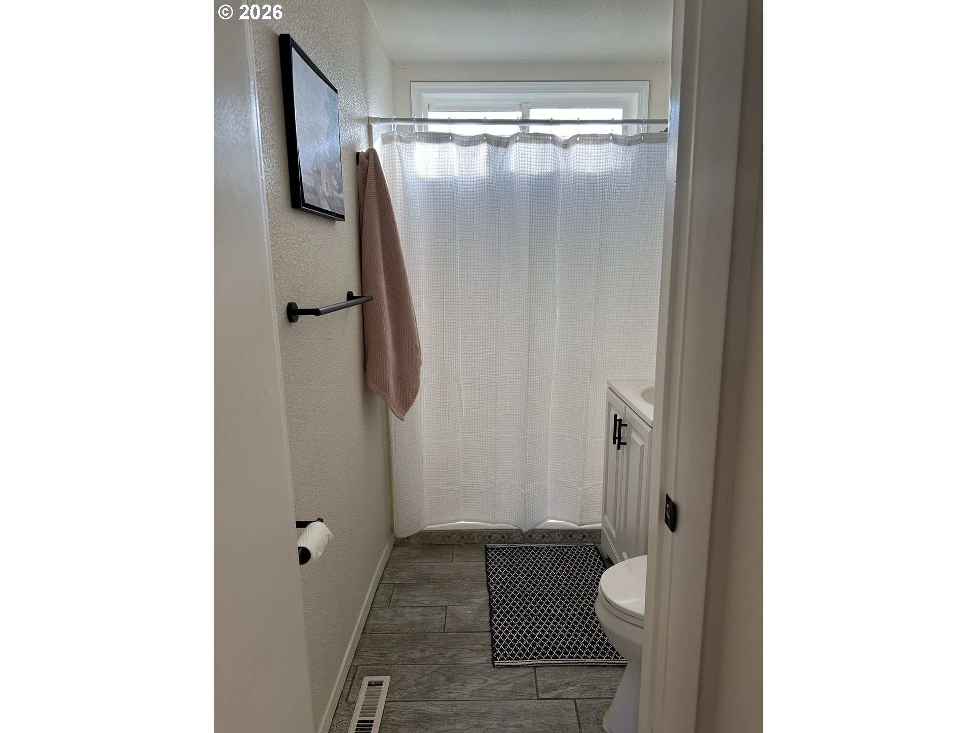 889 Sw Birch St Property Photo 26