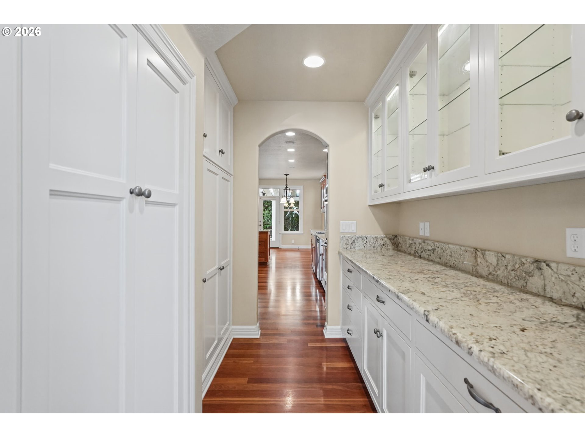 2240 Turnberry Ct Property Photo 12
