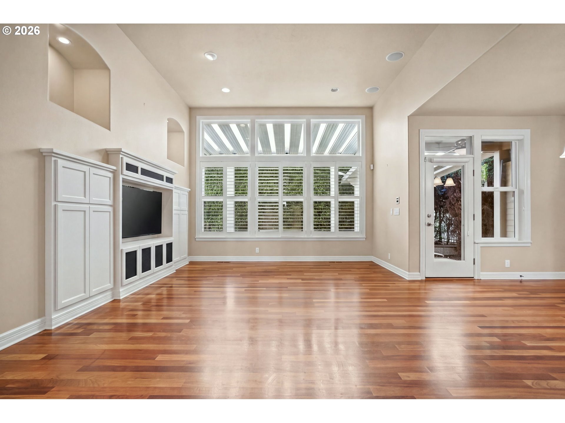 2240 Turnberry Ct Property Photo 19