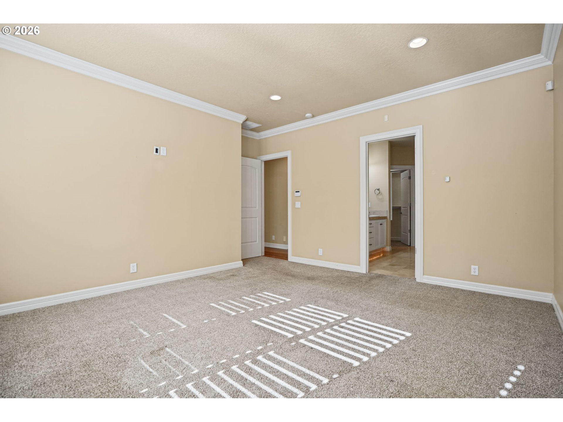 2240 Turnberry Ct Property Photo 23