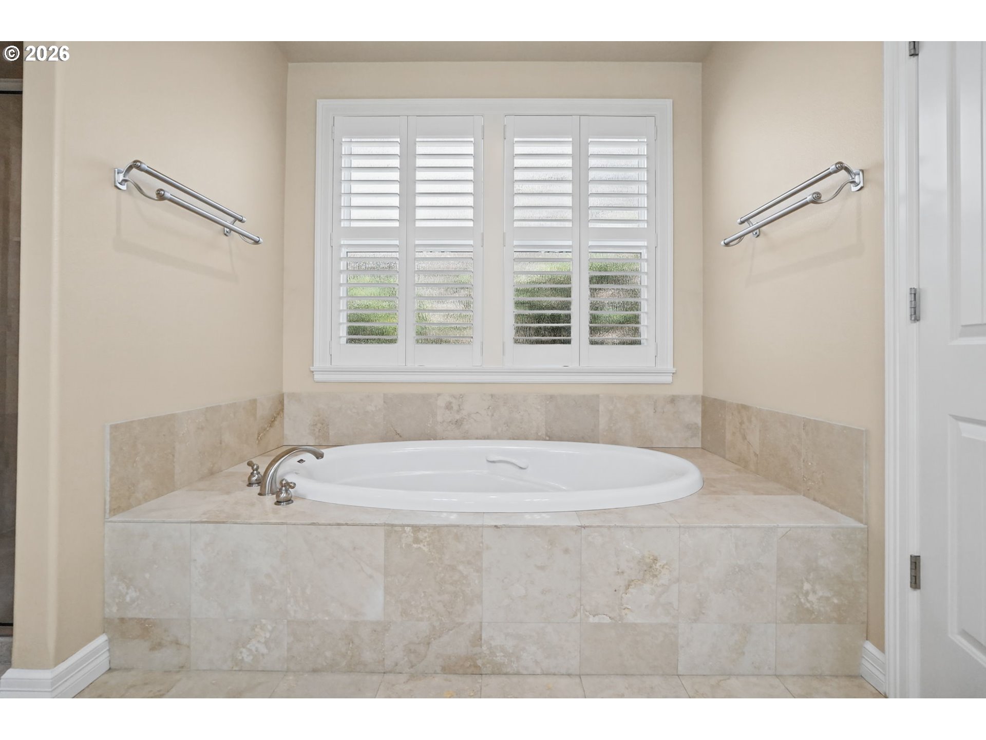 2240 Turnberry Ct Property Photo 26