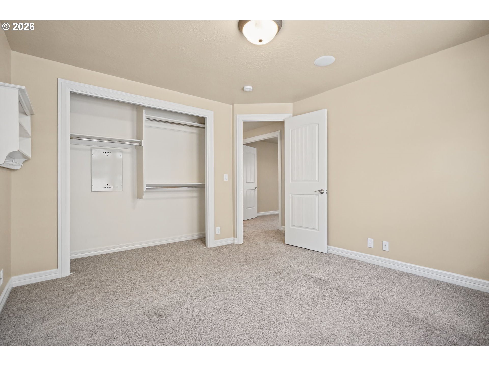 2240 Turnberry Ct Property Photo 36
