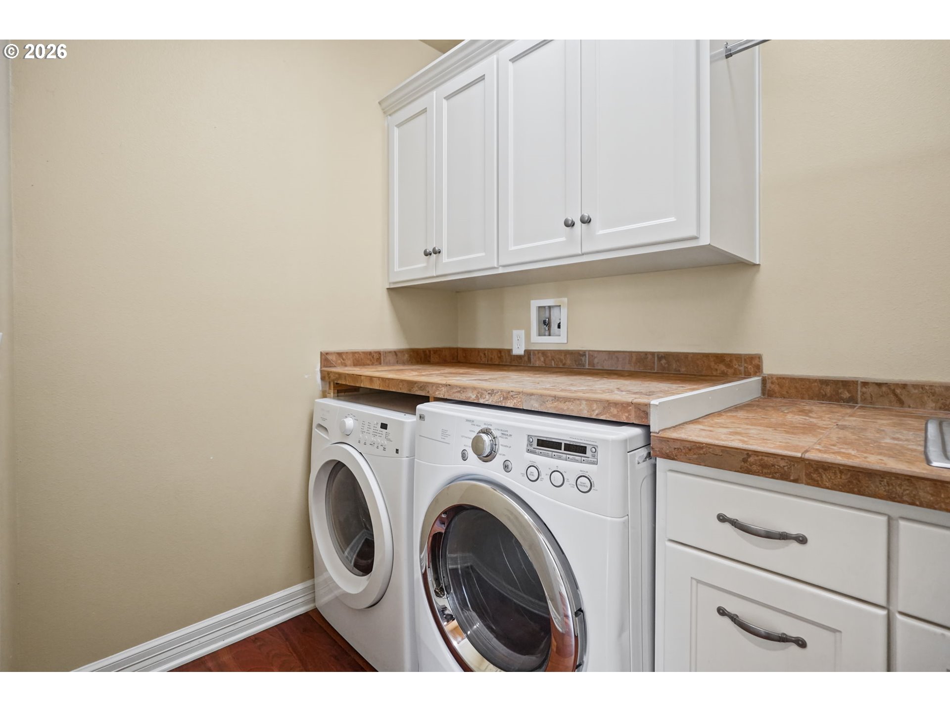 2240 Turnberry Ct Property Photo 40