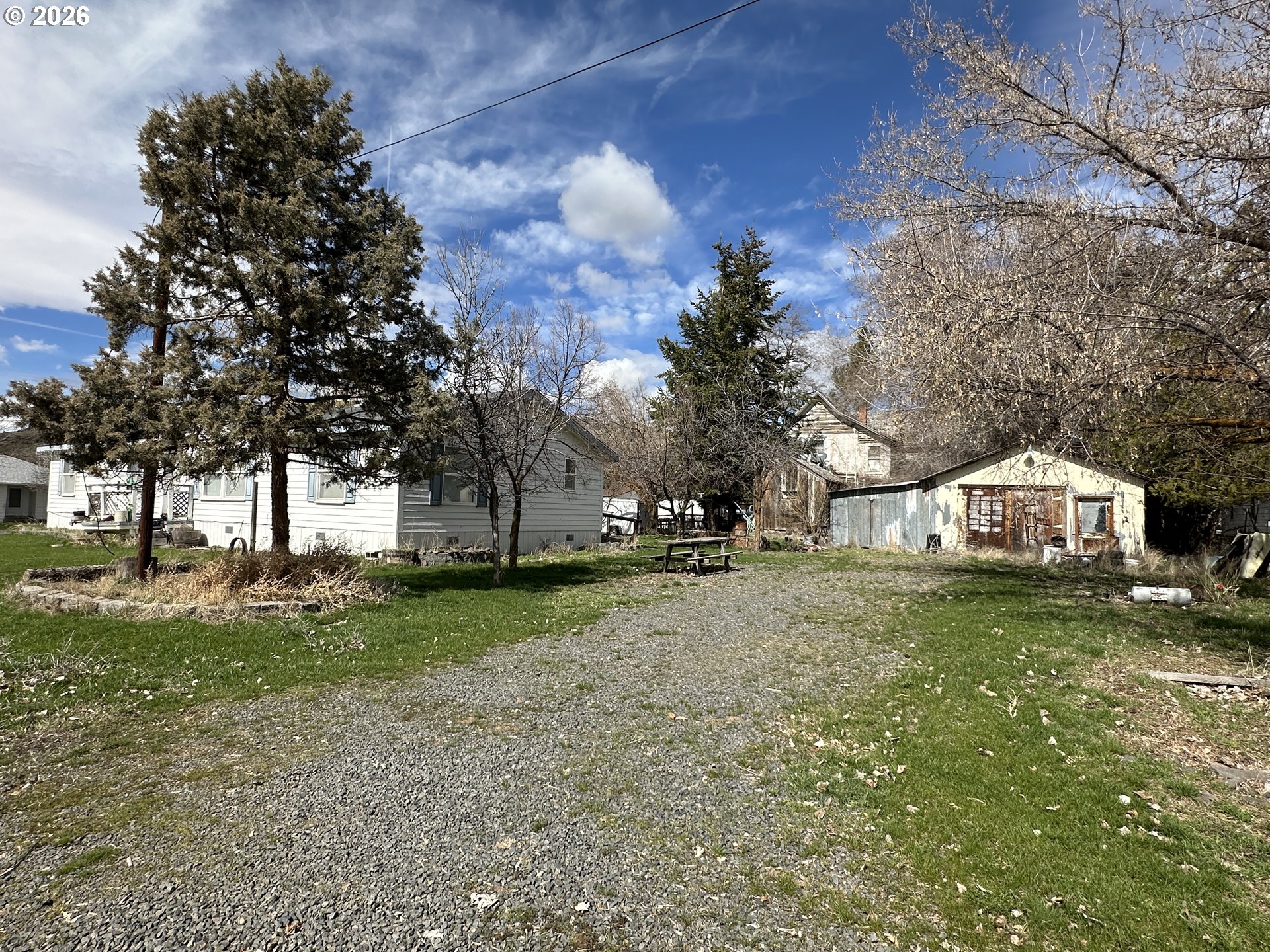 404 Second St Property Photo 2