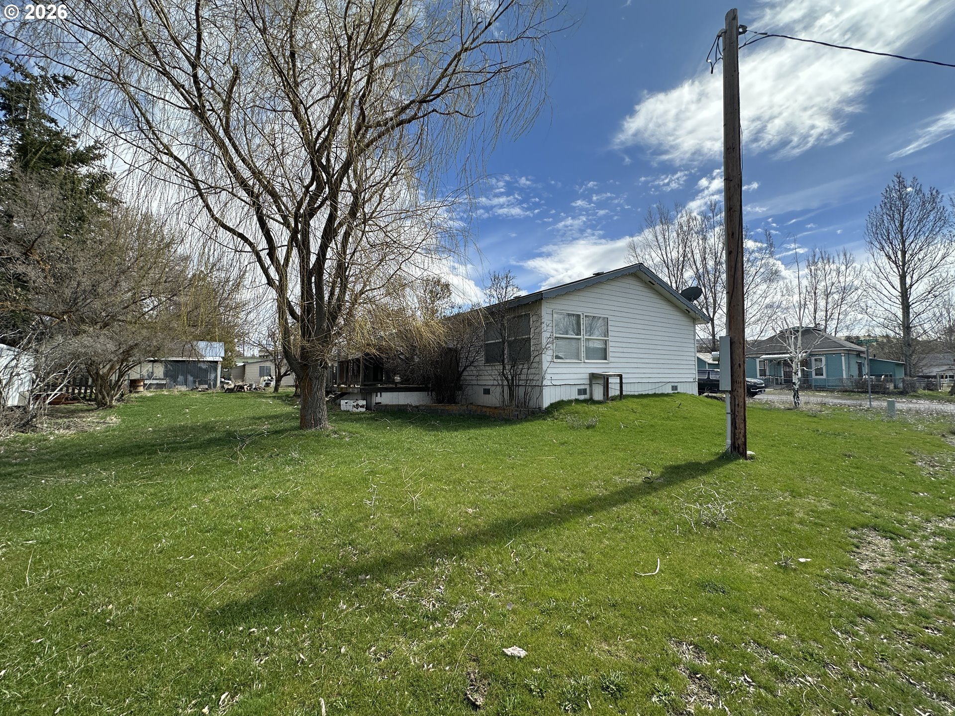404 Second St Property Photo 3