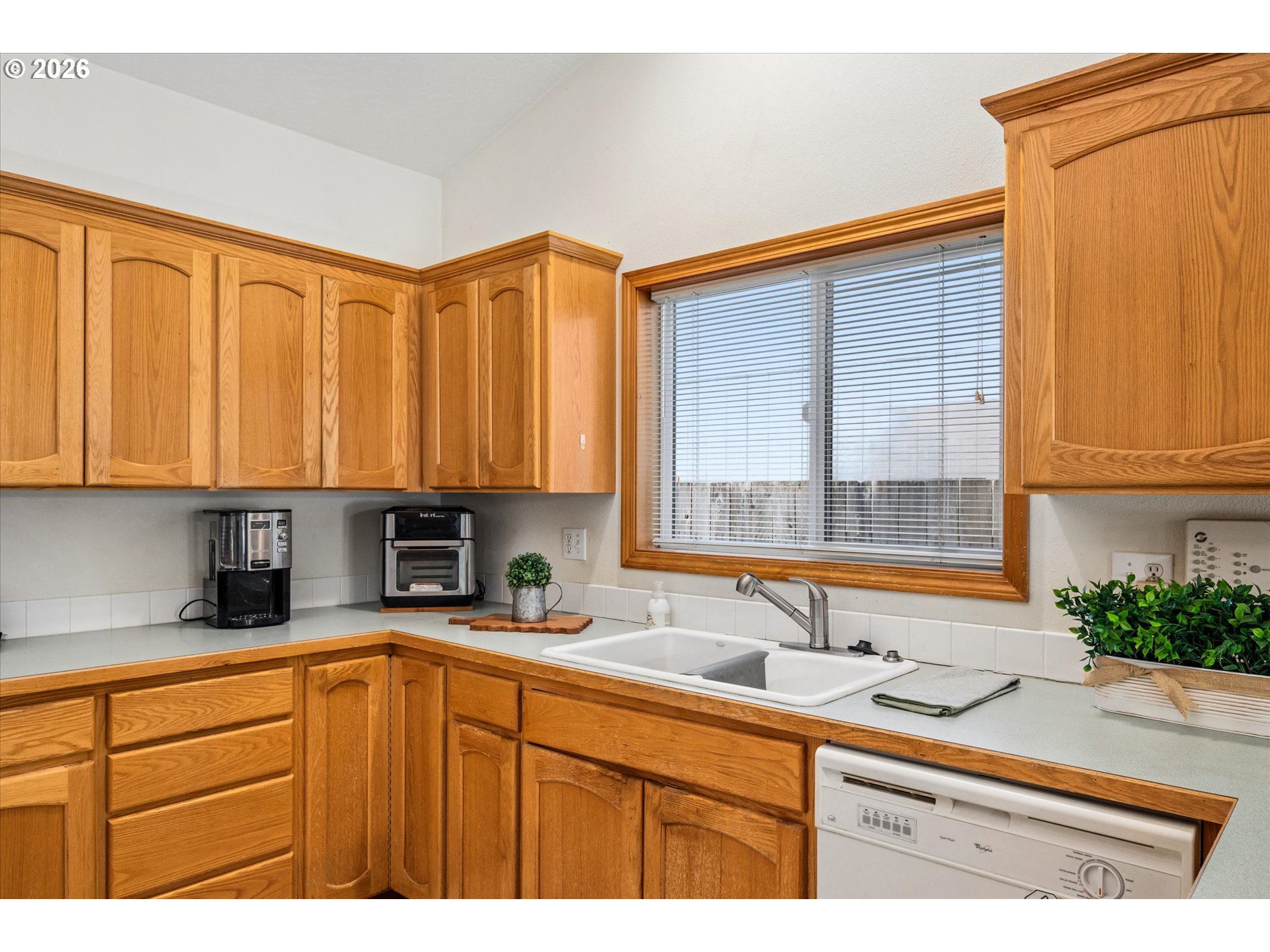 4264 Cole Way Property Photo 12
